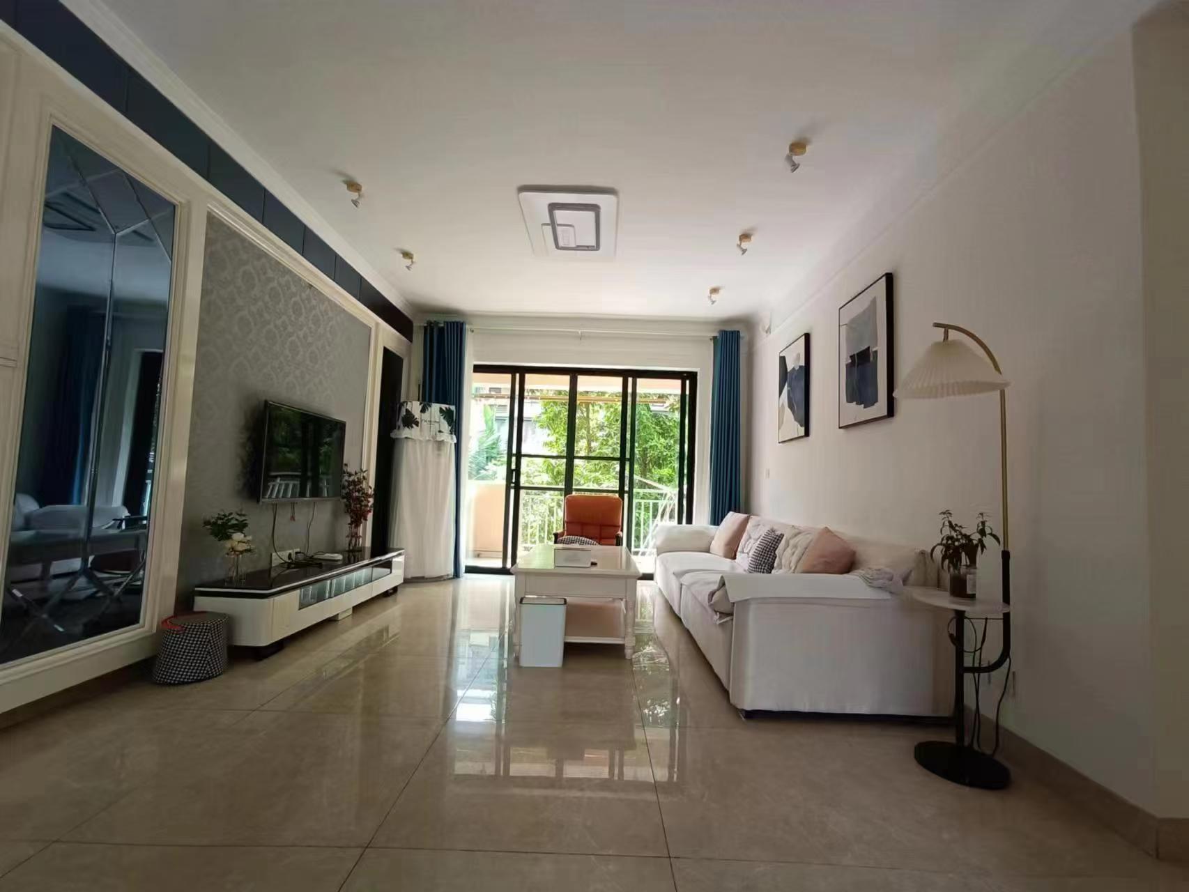 国瑞花园 3室2厅2卫 3200.0元/月 国瑞花园 3室2厅2卫 3200.0元/月室内图