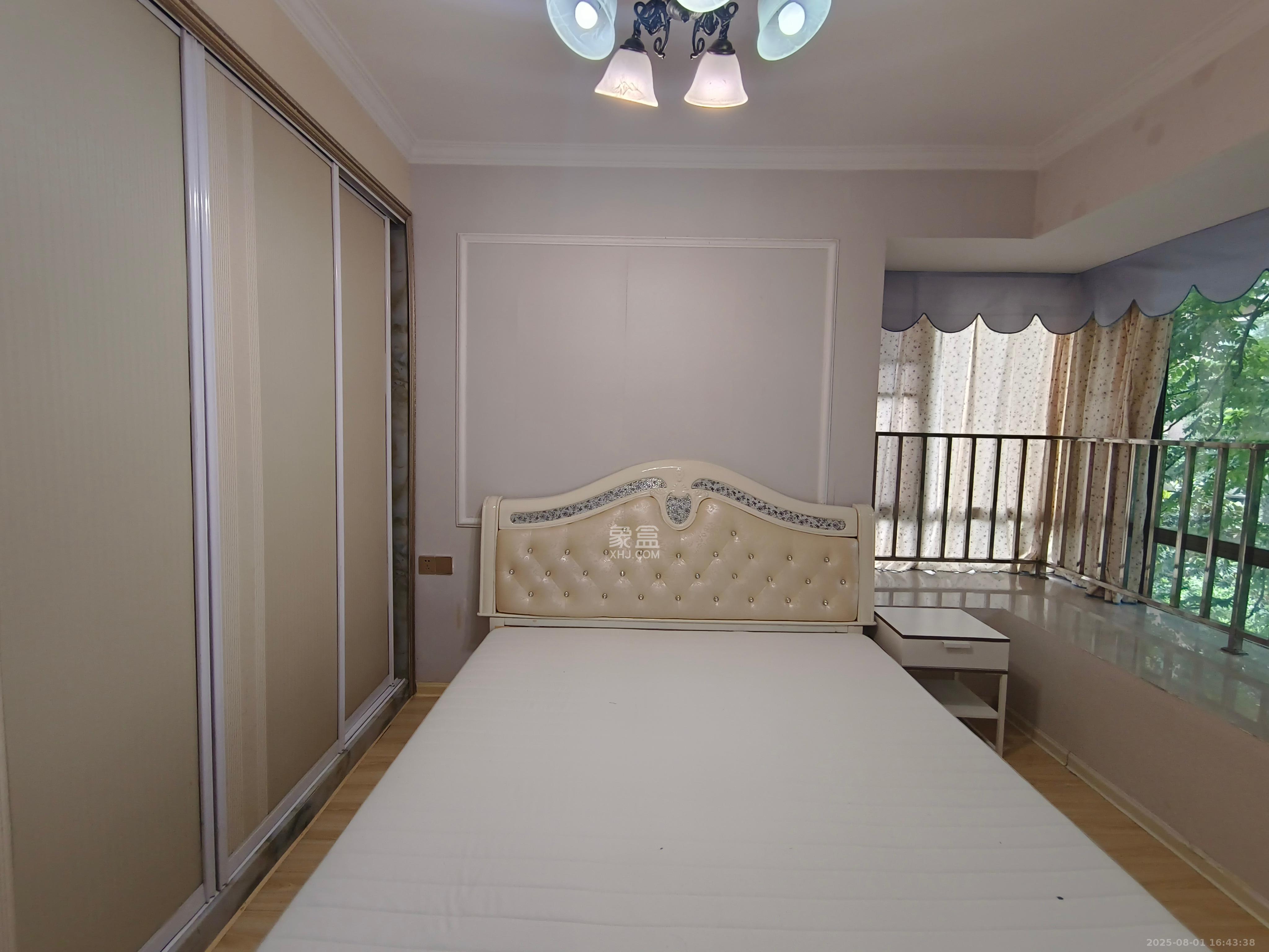 新城新世界一二三期 3室2厅1卫 2800.0元/月 新城新世界一二三期 3室2厅1卫 2800.0元/月室内图