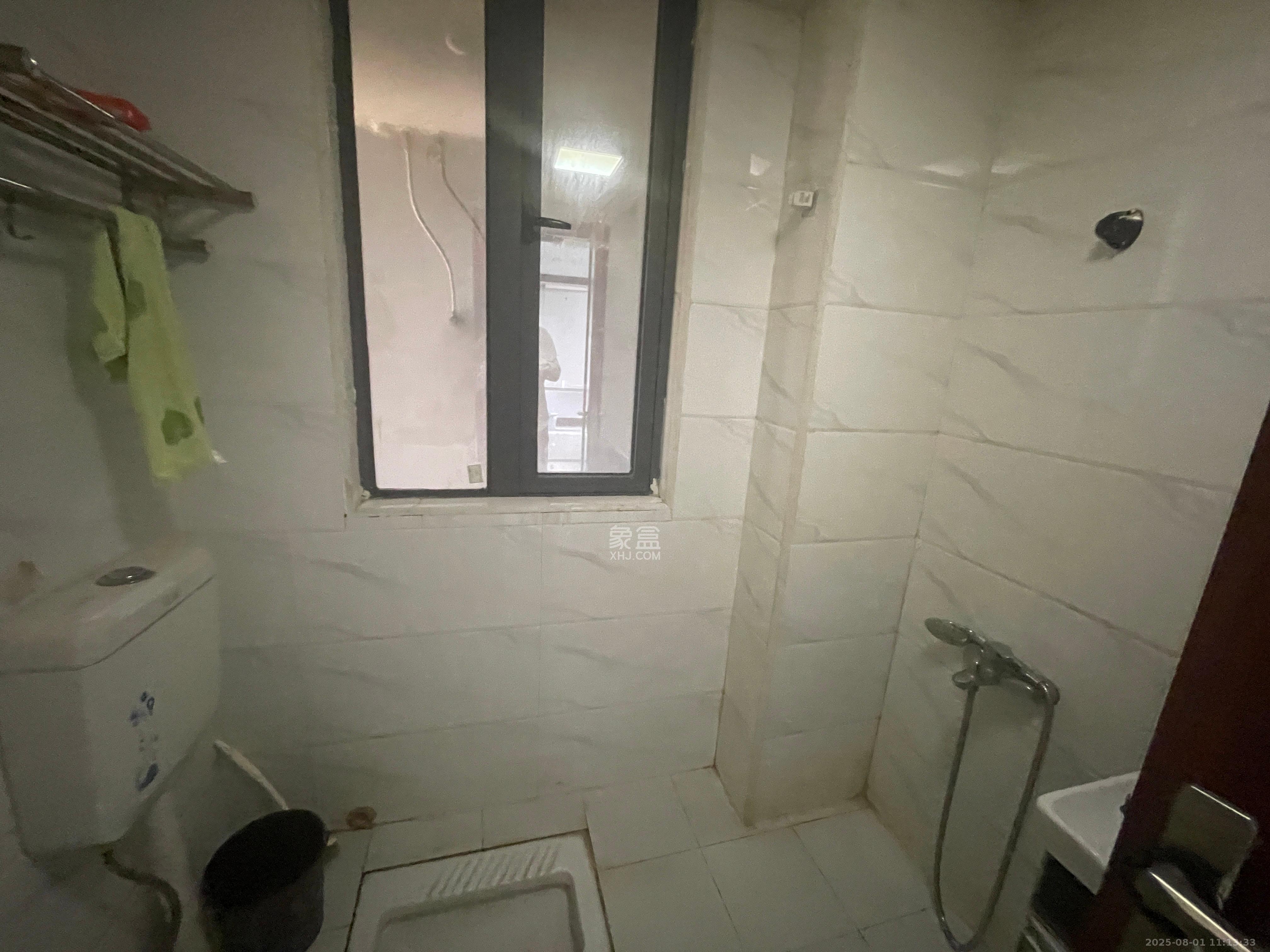 华悦城 2室1厅1卫 2000.0元/月 华悦城 2室1厅1卫 2000.0元/月室内图