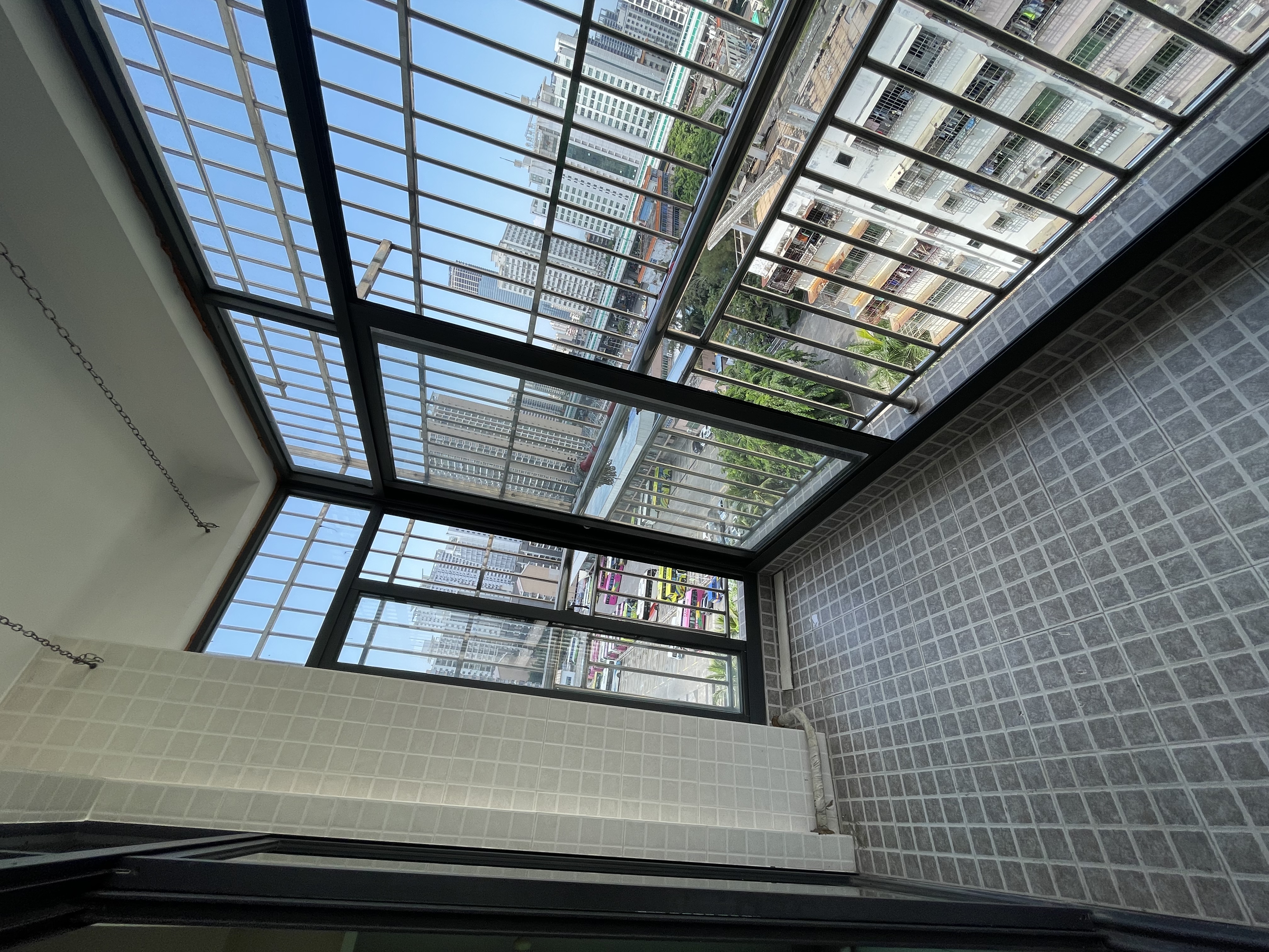 海南省汽车制配厂宿舍(海秀路汽车西站旁)  3室2厅1卫    2500.0元/月 海南省汽车制配厂宿舍(海秀路汽车西站旁)  3室2厅1卫    2500.0元/月室内图