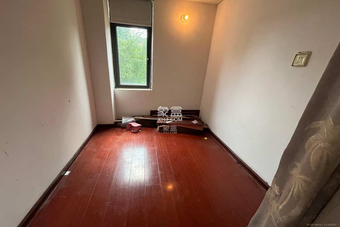 堤亚纳湾(深业沙河城) 4室2厅1卫 3500.0元/月 堤亚纳湾(深业沙河城) 4室2厅1卫 3500.0元/月室内图