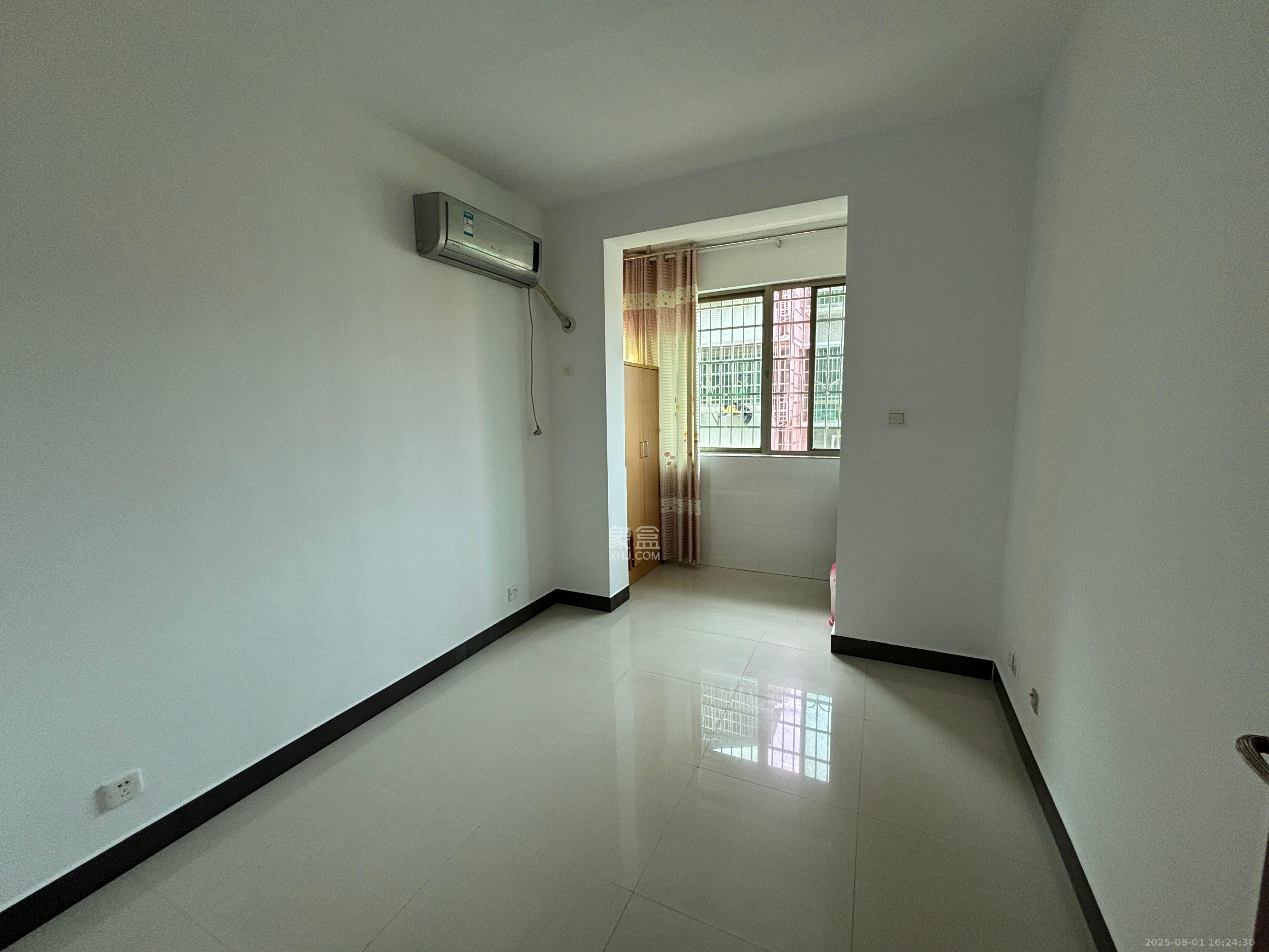 金桂小区一期  3室1厅1卫    1600.0元/月室内图