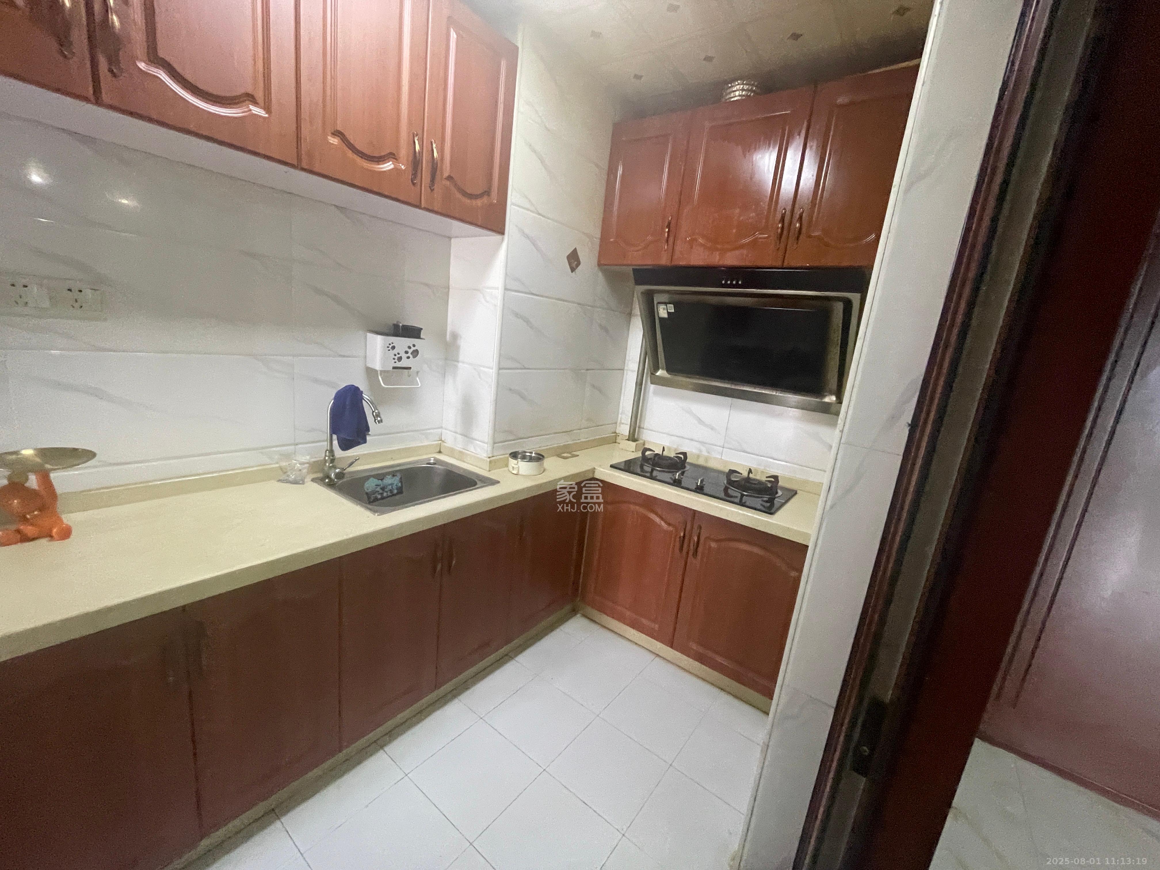 华悦城 2室1厅1卫 2000.0元/月 华悦城 2室1厅1卫 2000.0元/月室内图