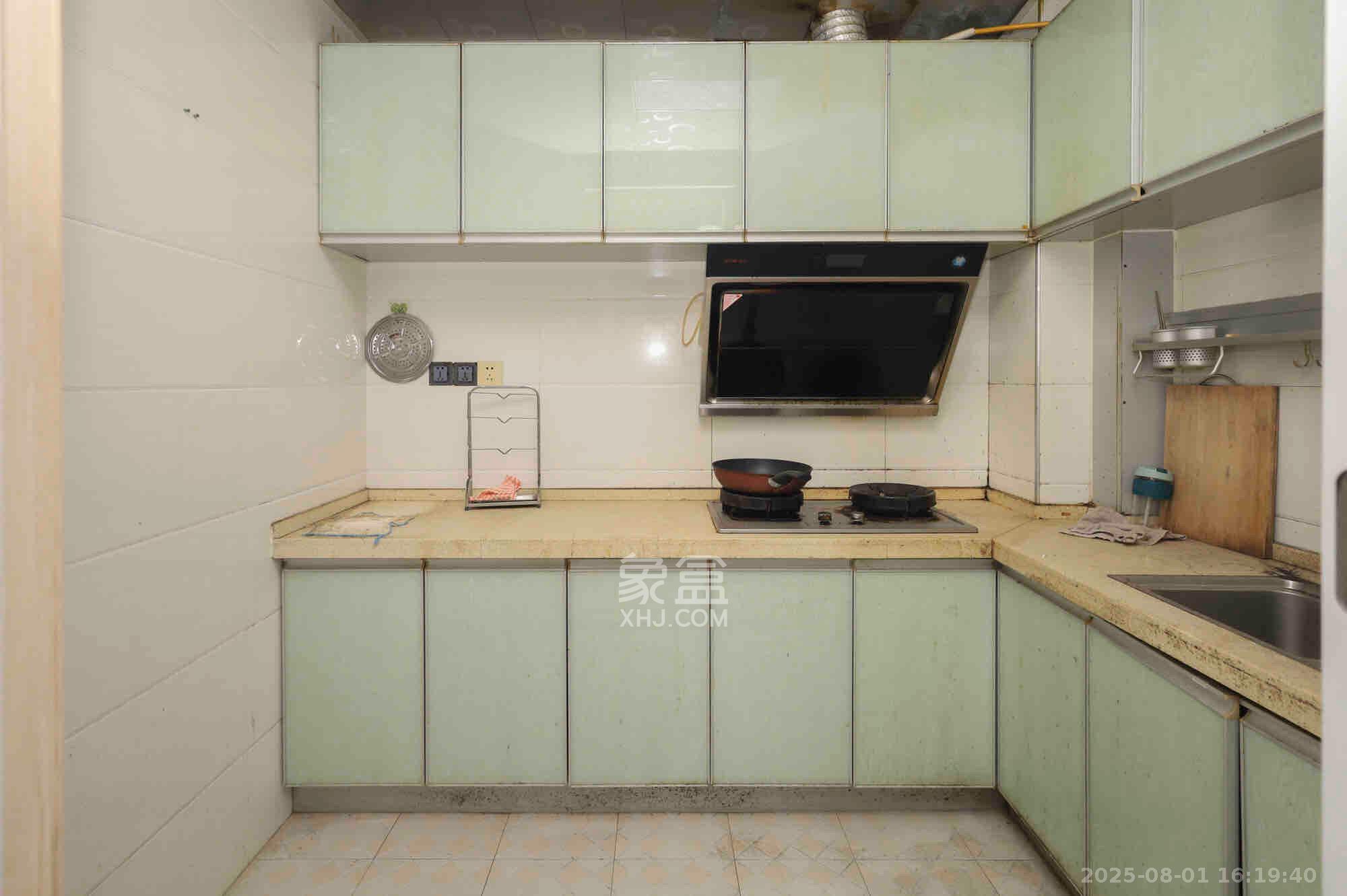 山语城二期 3室1厅1卫 1700.0元/月 山语城二期 3室1厅1卫 1700.0元/月室内图