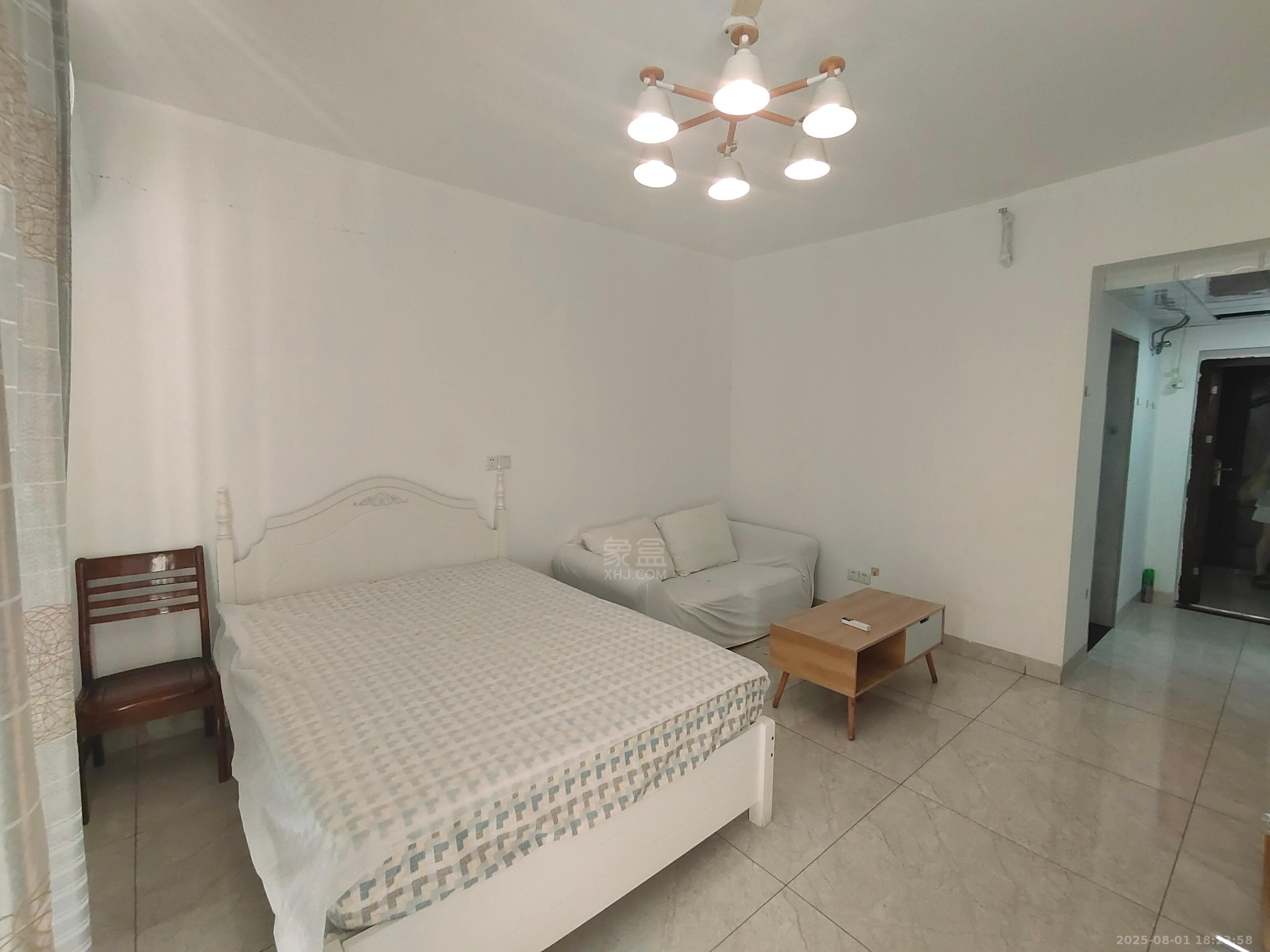 鸿益广场 1室0厅1卫 1100.0元/月 鸿益广场 1室0厅1卫 1100.0元/月室内图