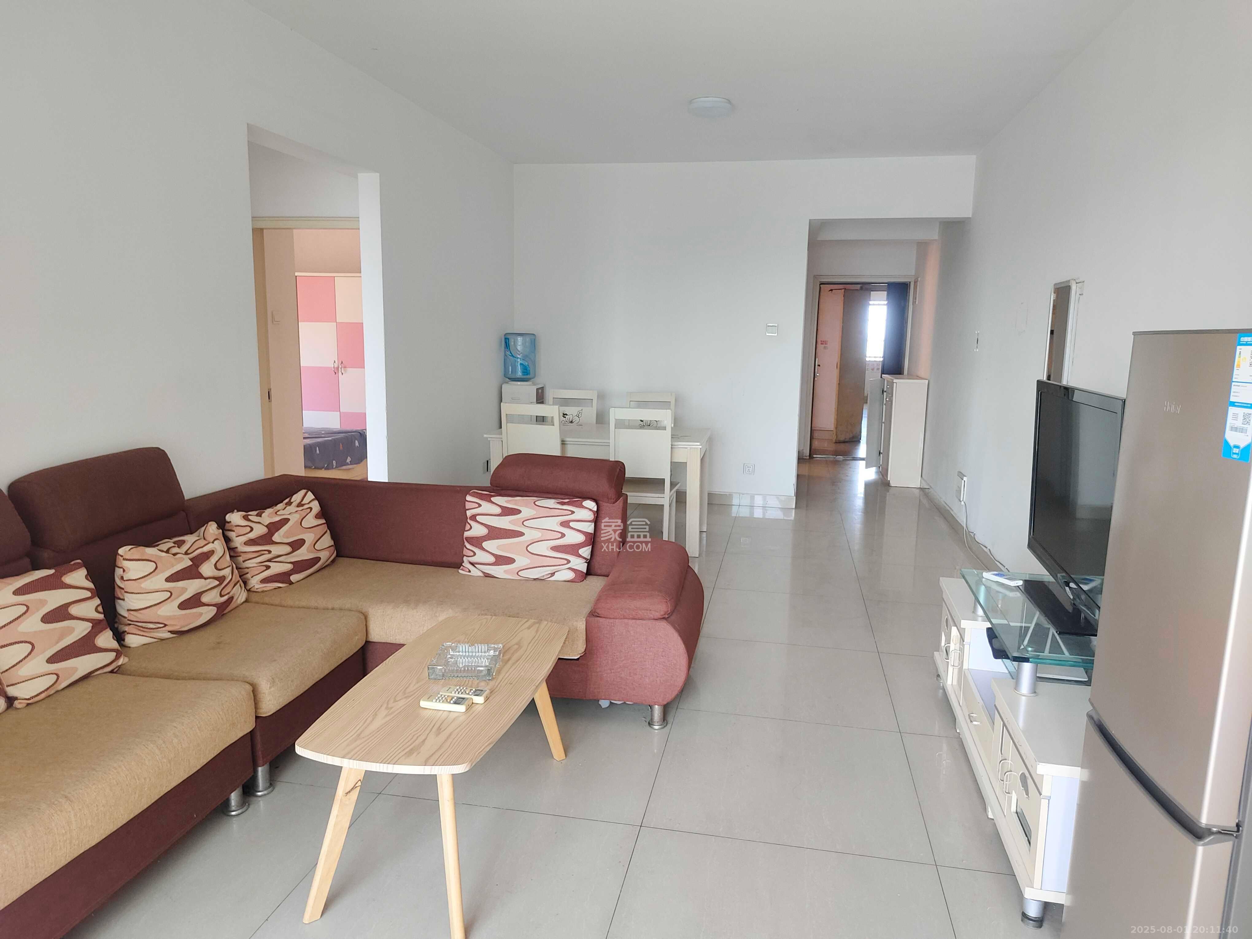 上海城小区  3室2厅1卫    2400.0元/月室内图