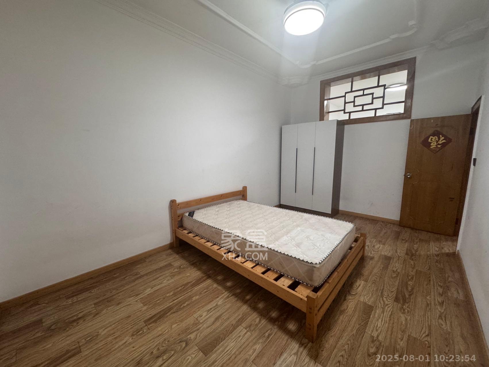 省文化厅宿舍(文物局)/湖南省书法院  3室1厅1卫    2200.0元/月 省文化厅宿舍(文物局)/湖南省书法院  3室1厅1卫    2200.0元/月室内图