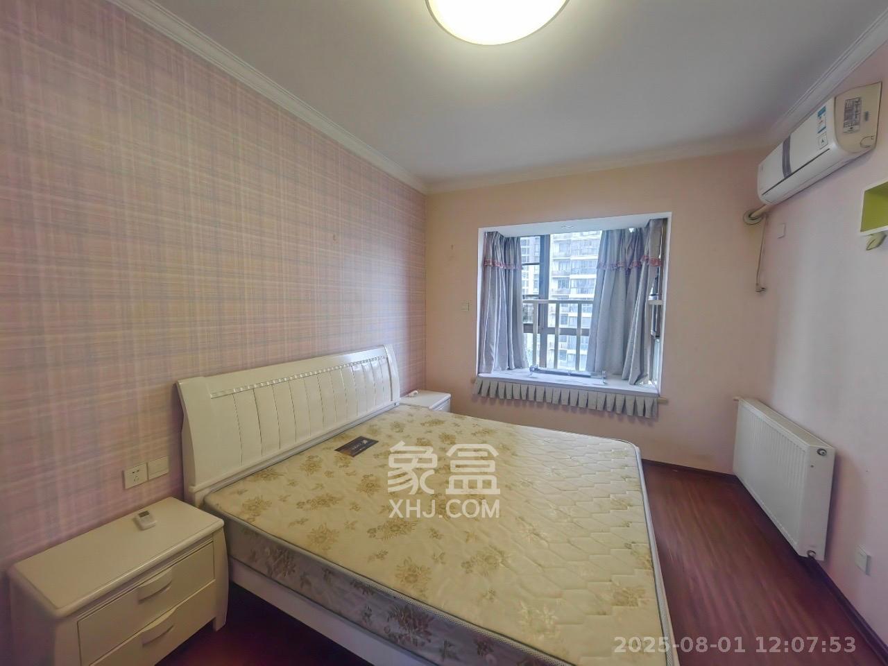 和馨佳园 4室2厅3卫 4000.0元/月 和馨佳园 4室2厅3卫 4000.0元/月室内图