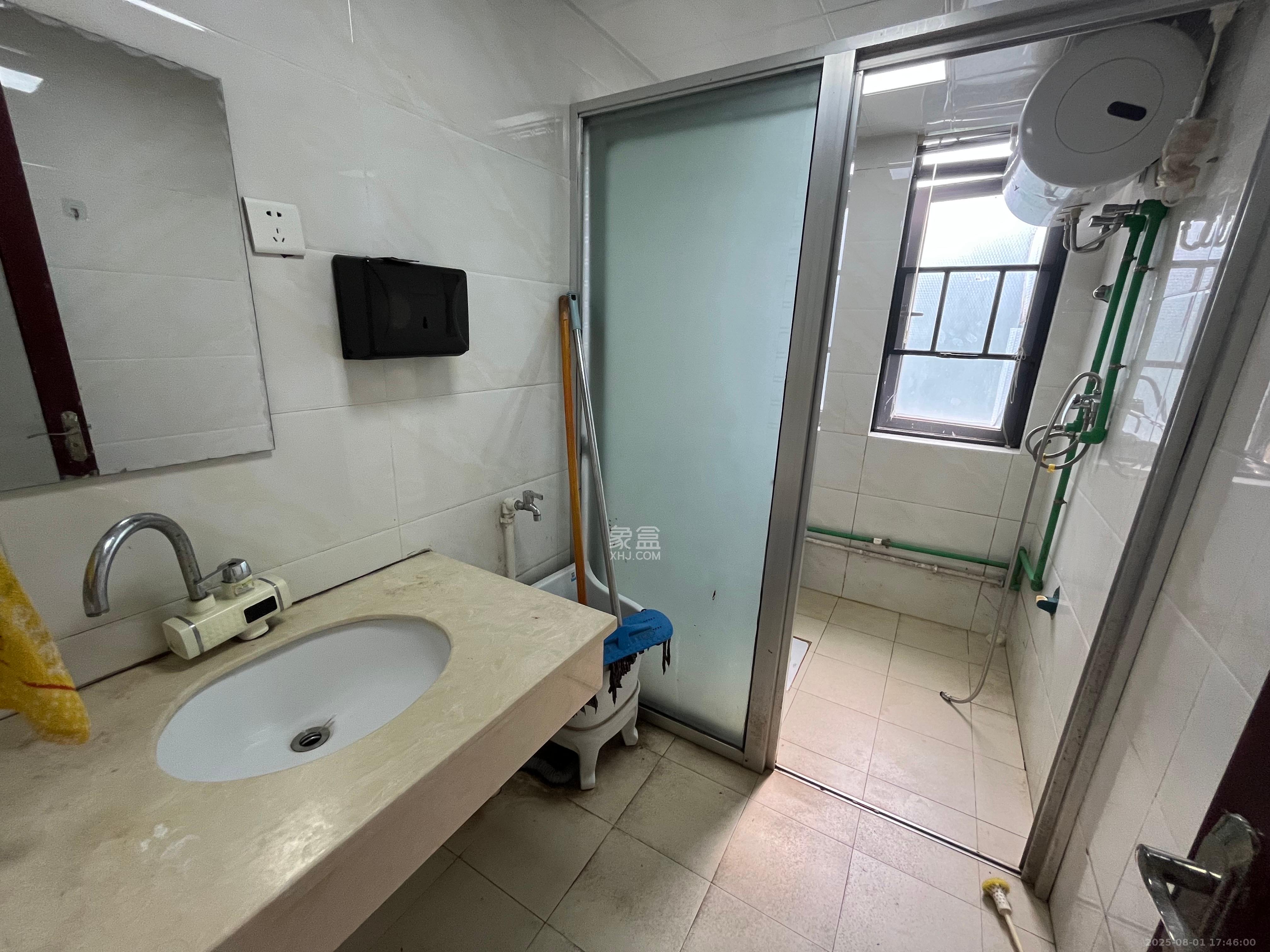 堤亚纳湾（深业沙河城）  4室2厅1卫   3500.00元/月室内图