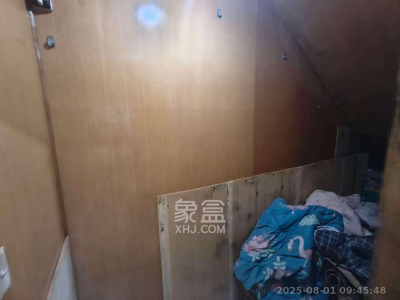 桂花二村  2室1厅1卫   2500.00元/月