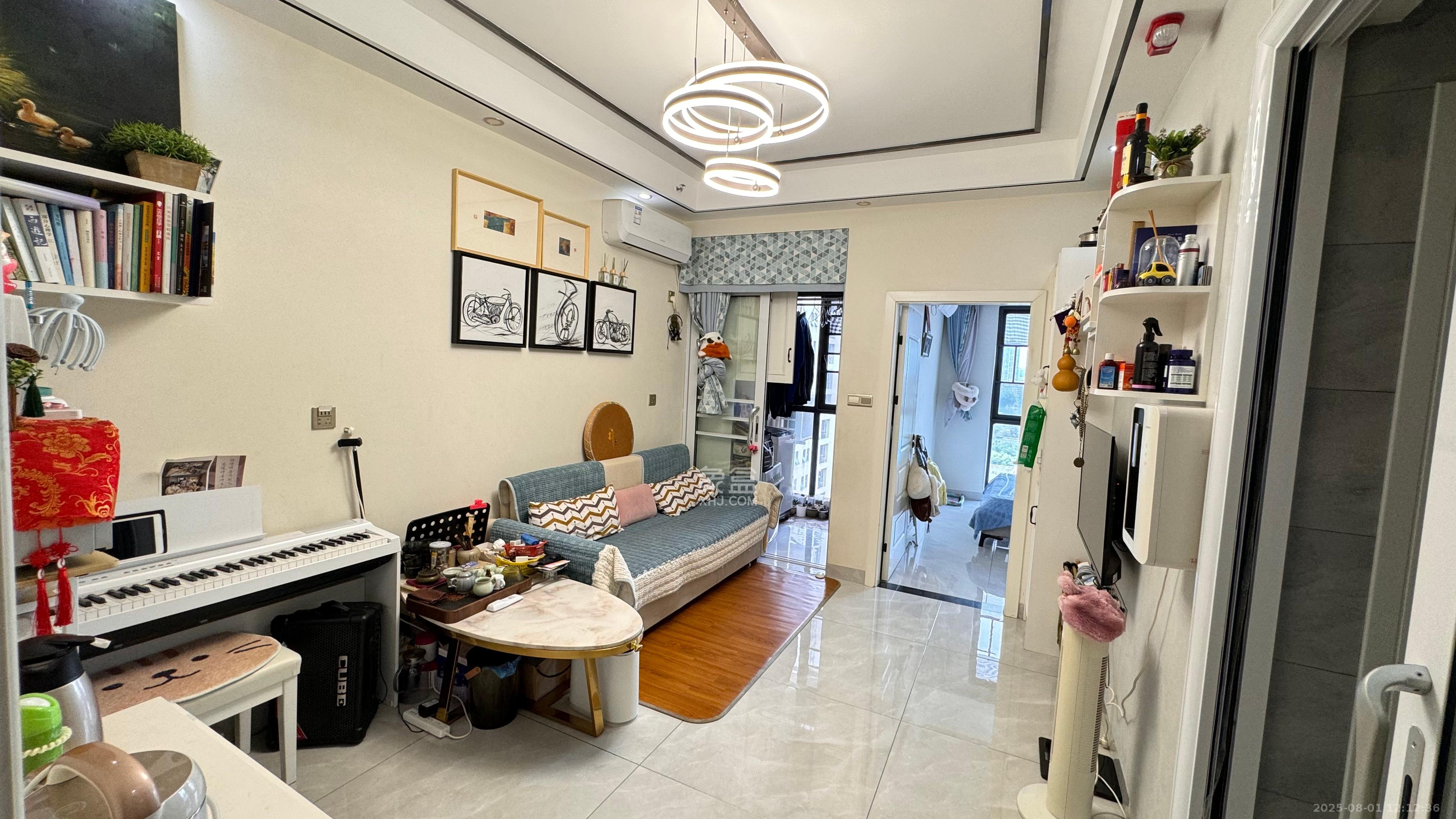 大汉海派   52.02㎡      2600.0元/月