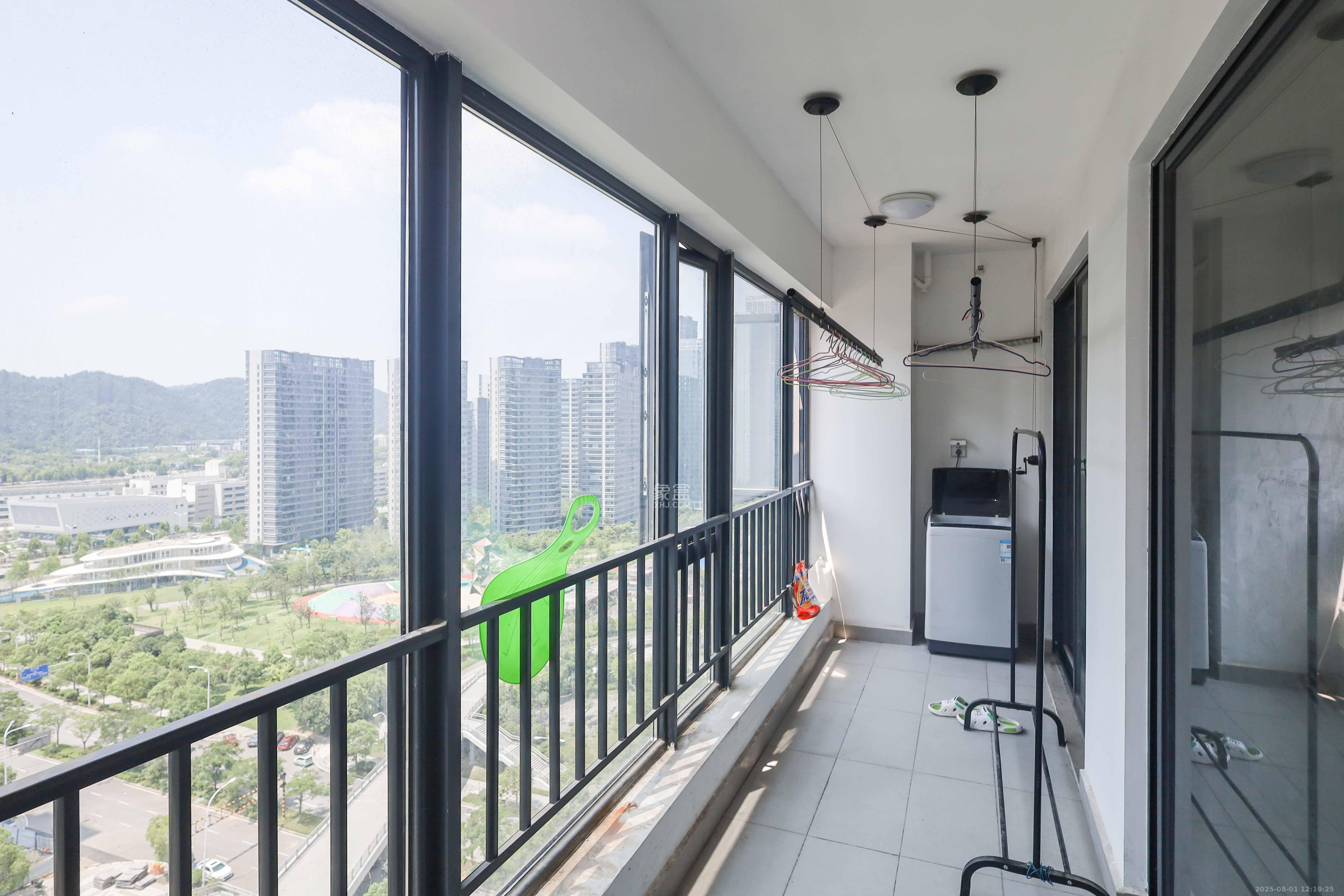 南山梅溪一方  3室1厅2卫    125.0万 南山梅溪一方  3室1厅2卫    125.0万阳台