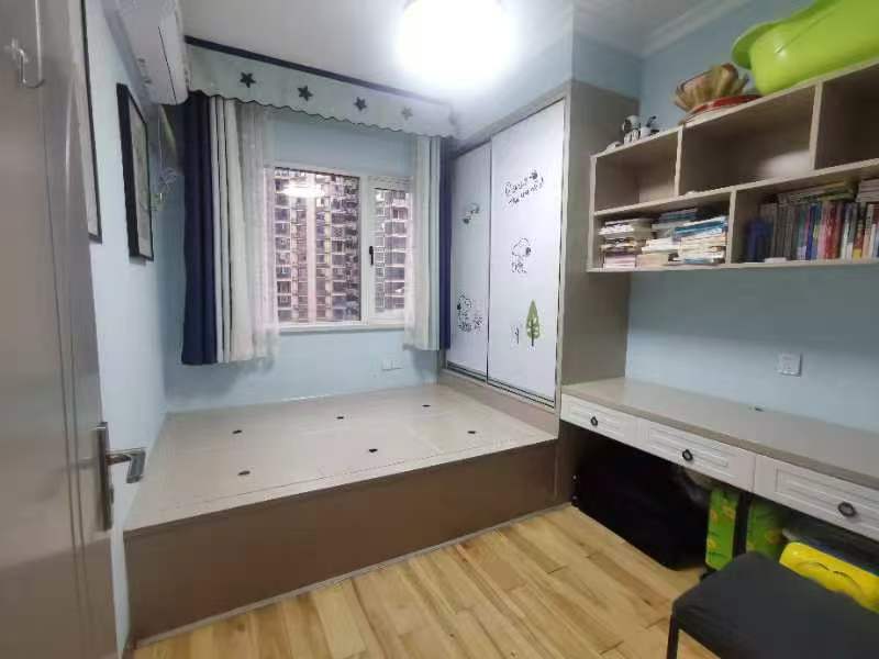 碧桂园梓山府 4室2厅2卫 2600.0元/月 碧桂园梓山府 4室2厅2卫 2600.0元/月室内图