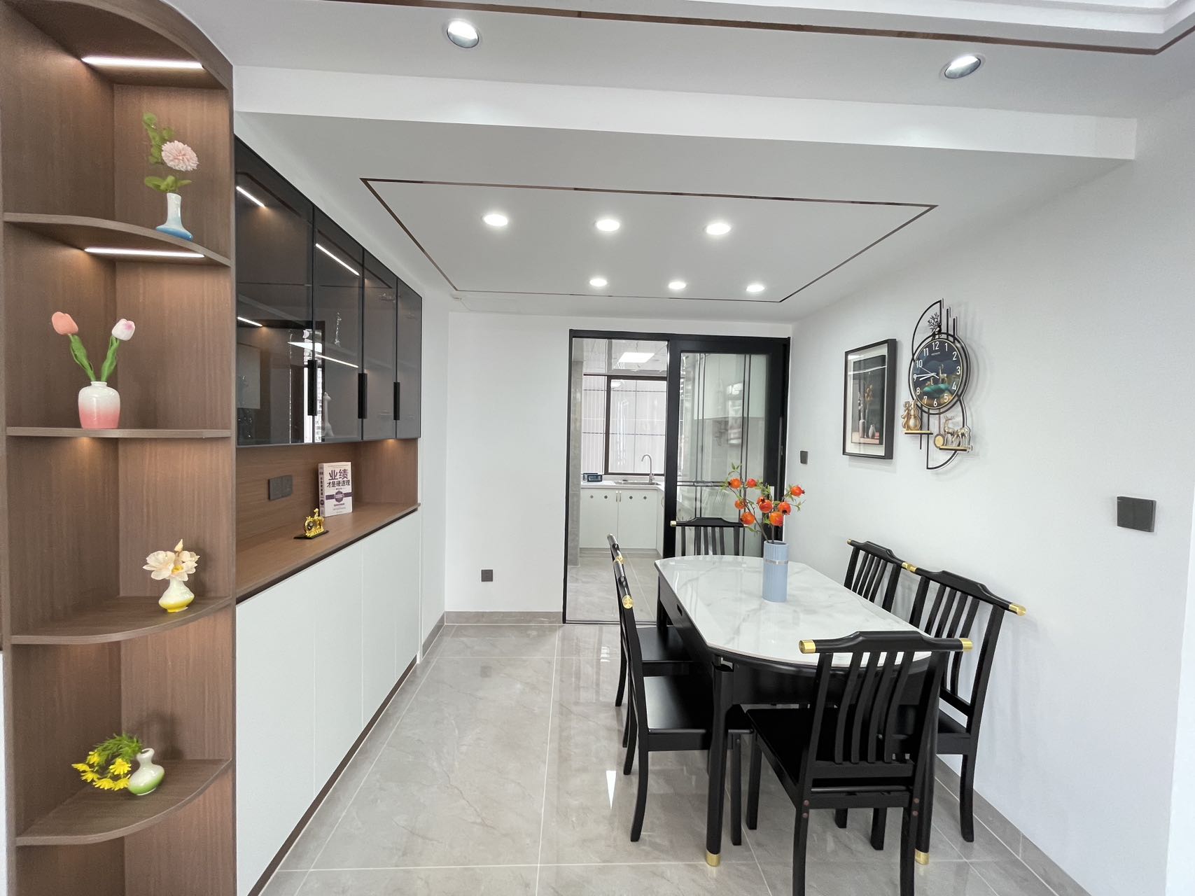 坡博家园一区  4室2厅2卫    180.0万 坡博家园一区  4室2厅2卫    180.0万室内图