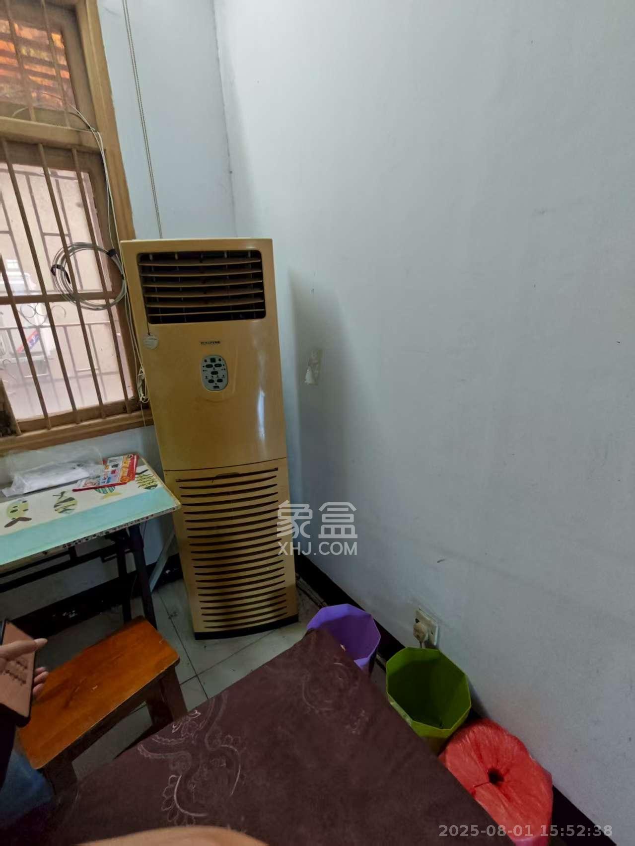 涂家冲社区（涂新小区、农商银行宿舍）  2室1厅1卫   1300.00元/月室内图