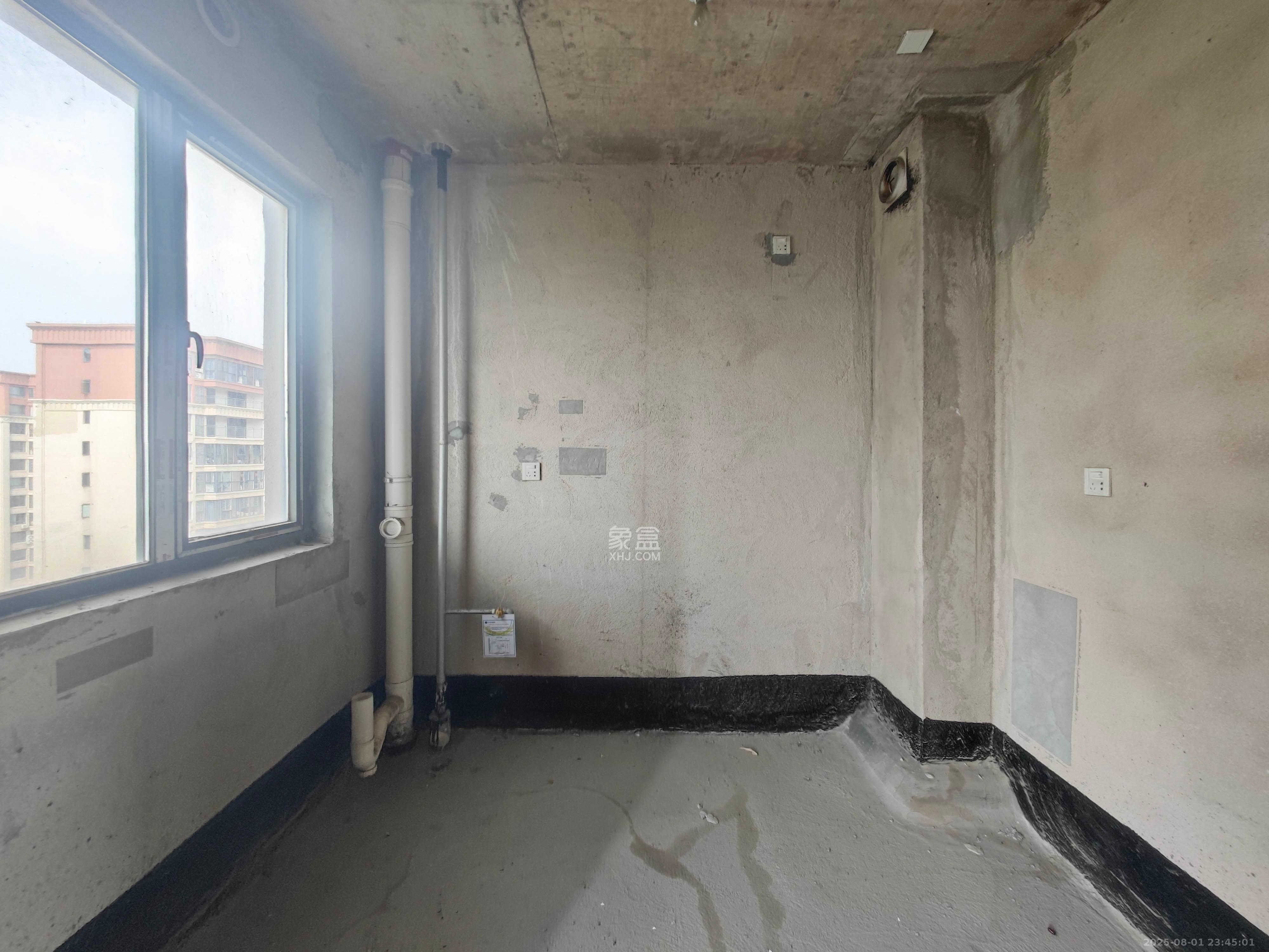 五矿万境蓝山 4室2厅2卫 118.0万 五矿万境蓝山 4室2厅2卫 118.0万其他