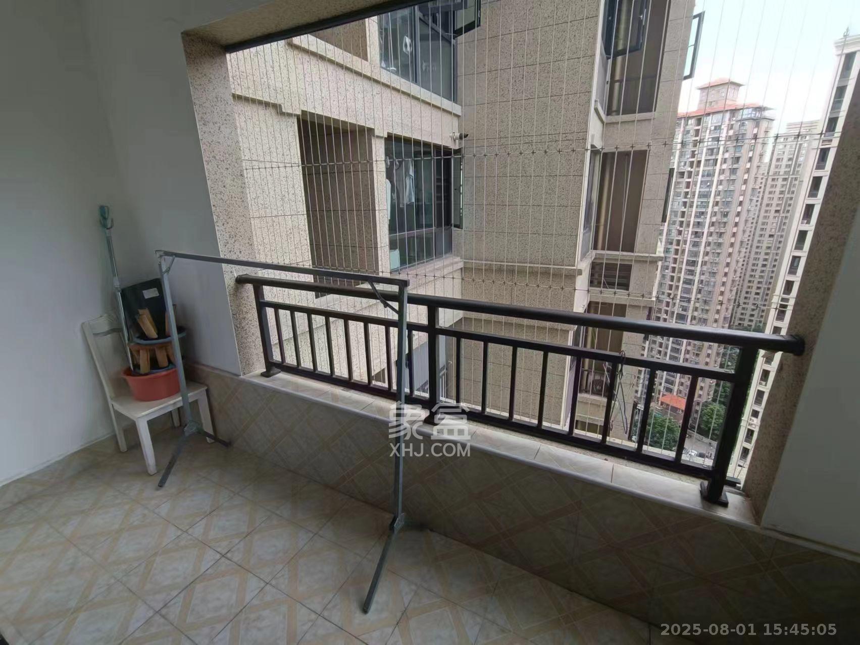 融创融公馆(融创臻苑)  4室2厅2卫    2600.0元/月 融创融公馆(融创臻苑)  4室2厅2卫    2600.0元/月室内图