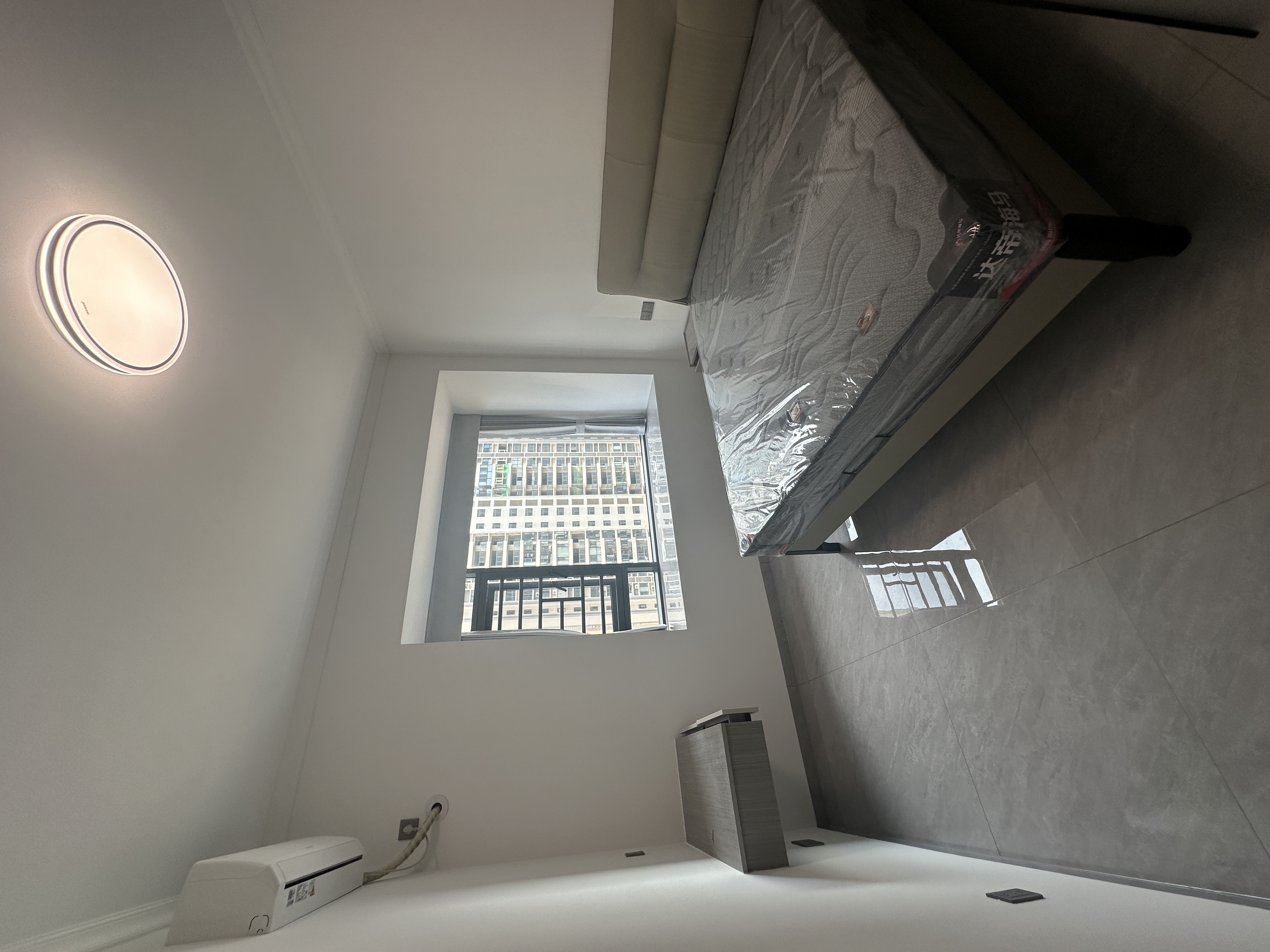 互助小区电梯房 3室2厅2卫 2500.0元/月 互助小区电梯房 3室2厅2卫 2500.0元/月室内图