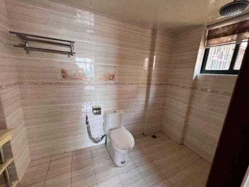 京江花园 3室2厅2卫 2600.0元/月 京江花园 3室2厅2卫 2600.0元/月室内图