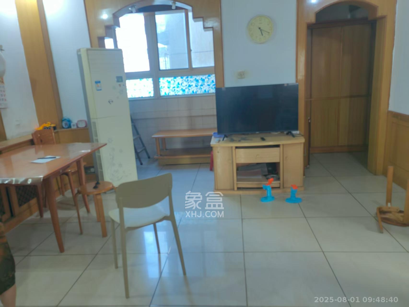 省政府五所  3室1厅1卫    2500.0元/月室内图