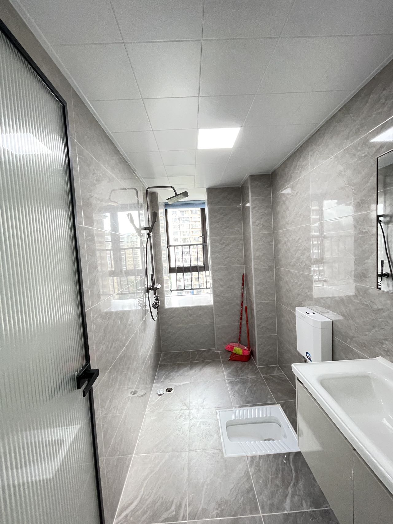 坡博家园一区  4室2厅2卫    180.0万 坡博家园一区  4室2厅2卫    180.0万室内图