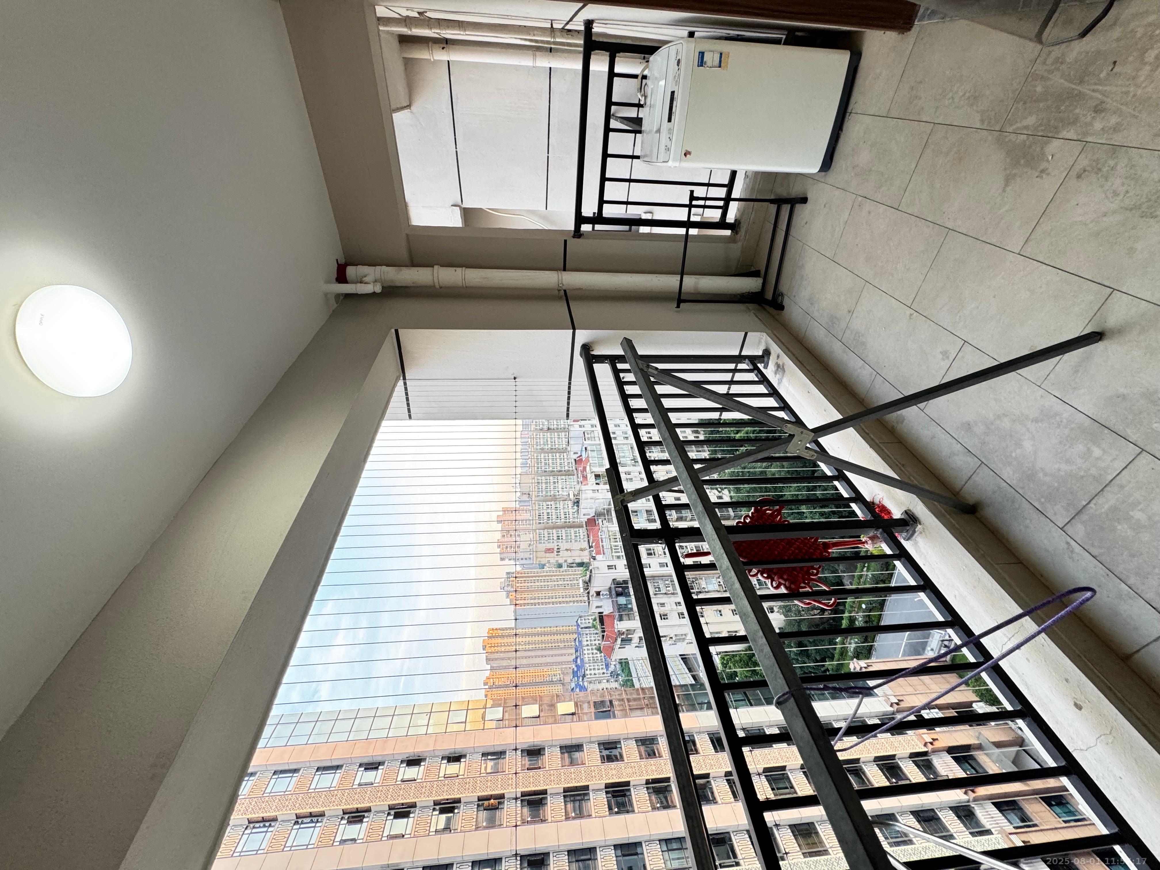 中国铁建金色蓝庭 3室2厅2卫 3000.0元/月 中国铁建金色蓝庭 3室2厅2卫 3000.0元/月室内图