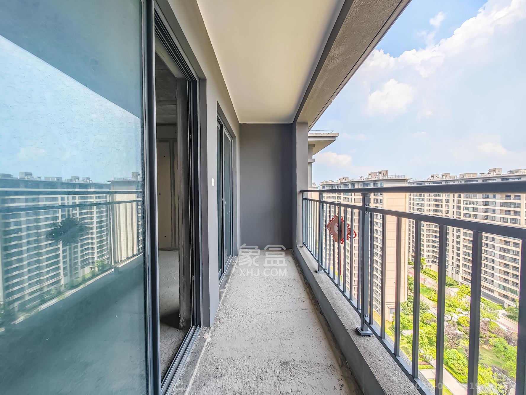 东原启城 3室2厅2卫 71.0万 东原启城 3室2厅2卫 71.0万阳台