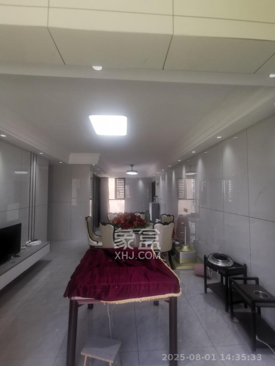 星发东宸花园  3室2厅2卫    2200.0元/月室内图