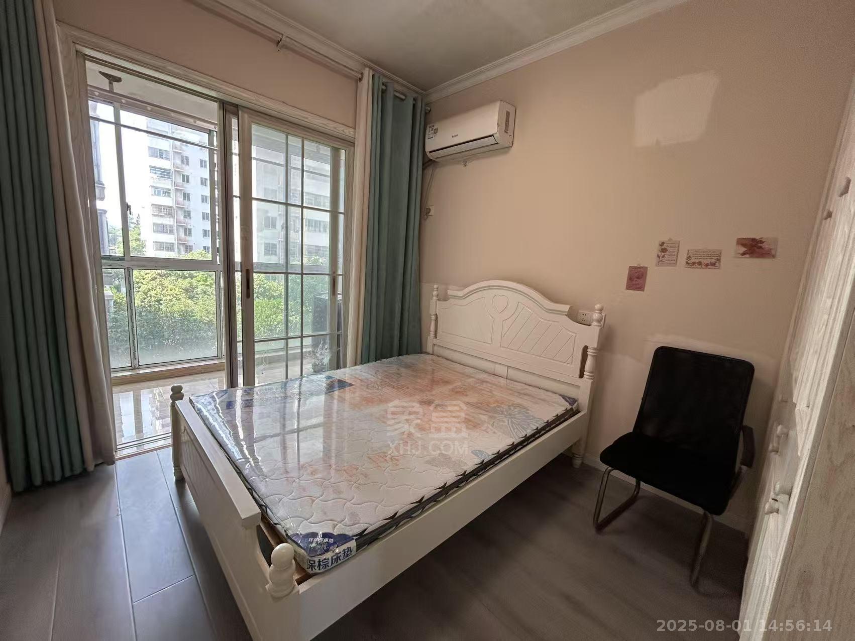 山河锦园 4室2厅2卫 2000.0元/月 山河锦园 4室2厅2卫 2000.0元/月室内图