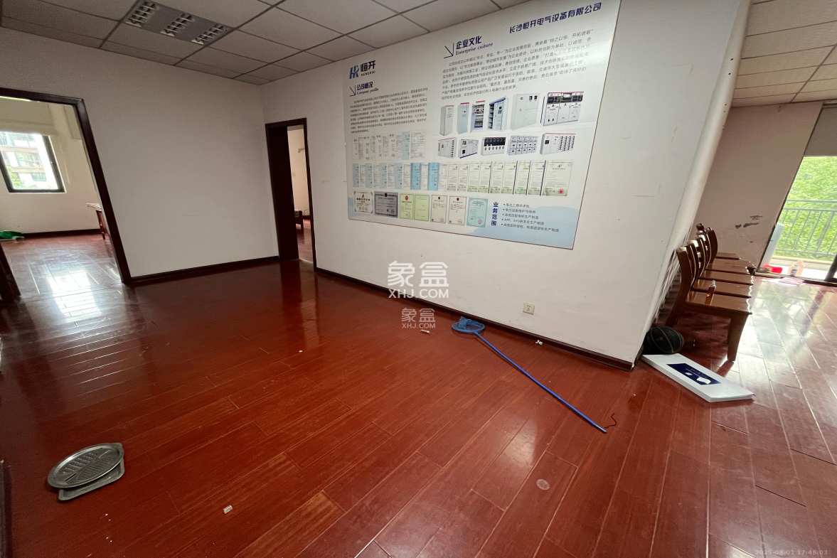 堤亚纳湾(深业沙河城) 4室2厅1卫 3500.0元/月 堤亚纳湾(深业沙河城) 4室2厅1卫 3500.0元/月室内图