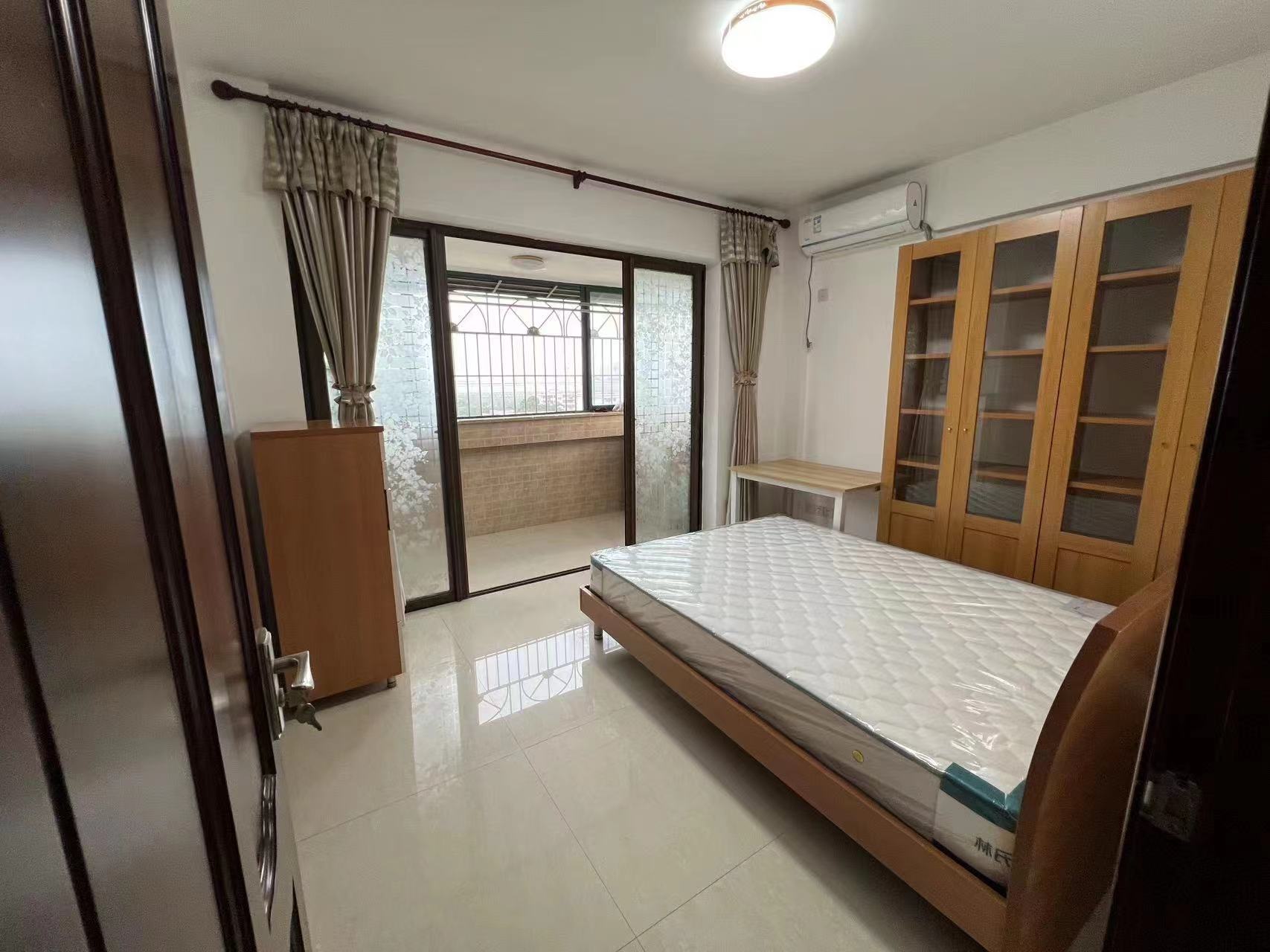 京江花园 3室2厅2卫 2600.0元/月 京江花园 3室2厅2卫 2600.0元/月室内图