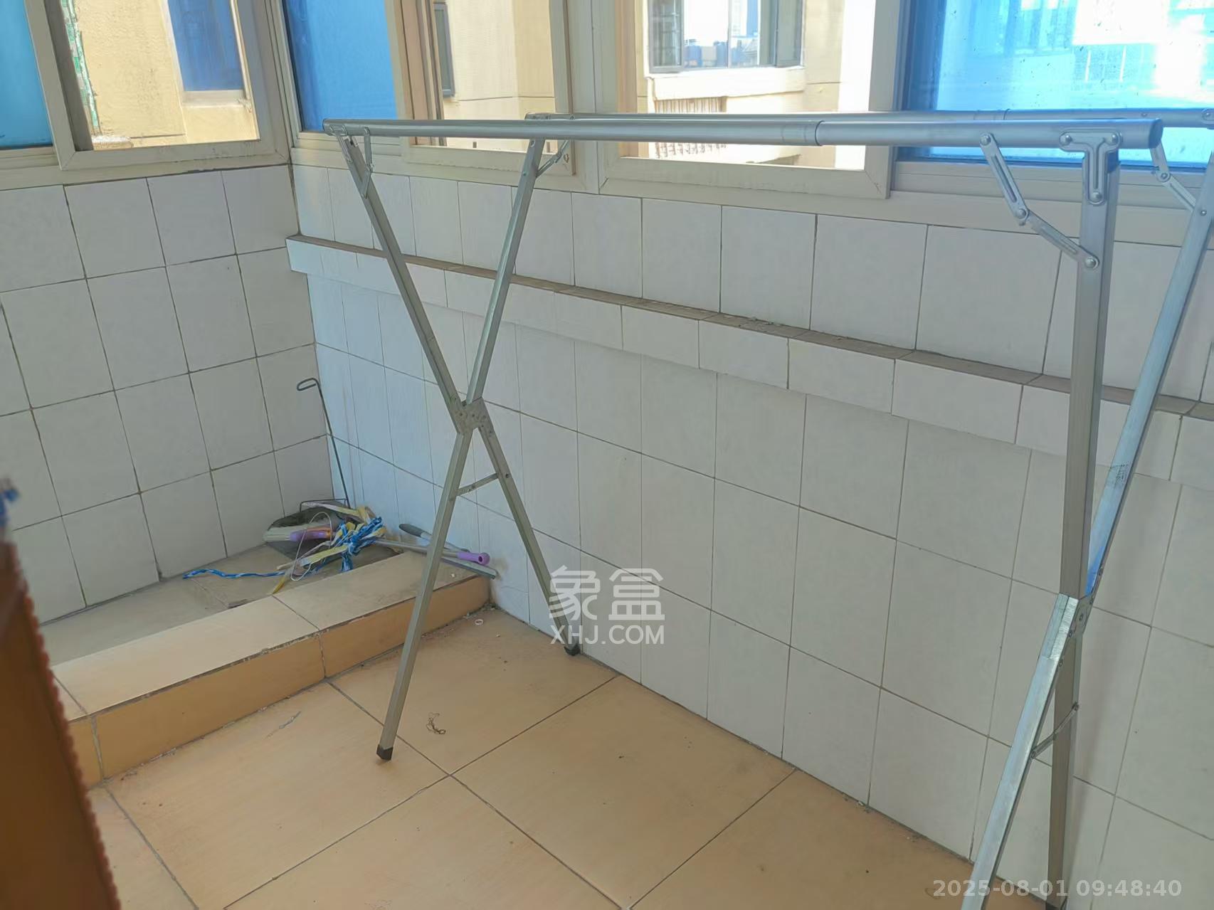 省政府五所 3室1厅1卫 2500.0元/月 省政府五所 3室1厅1卫 2500.0元/月室内图