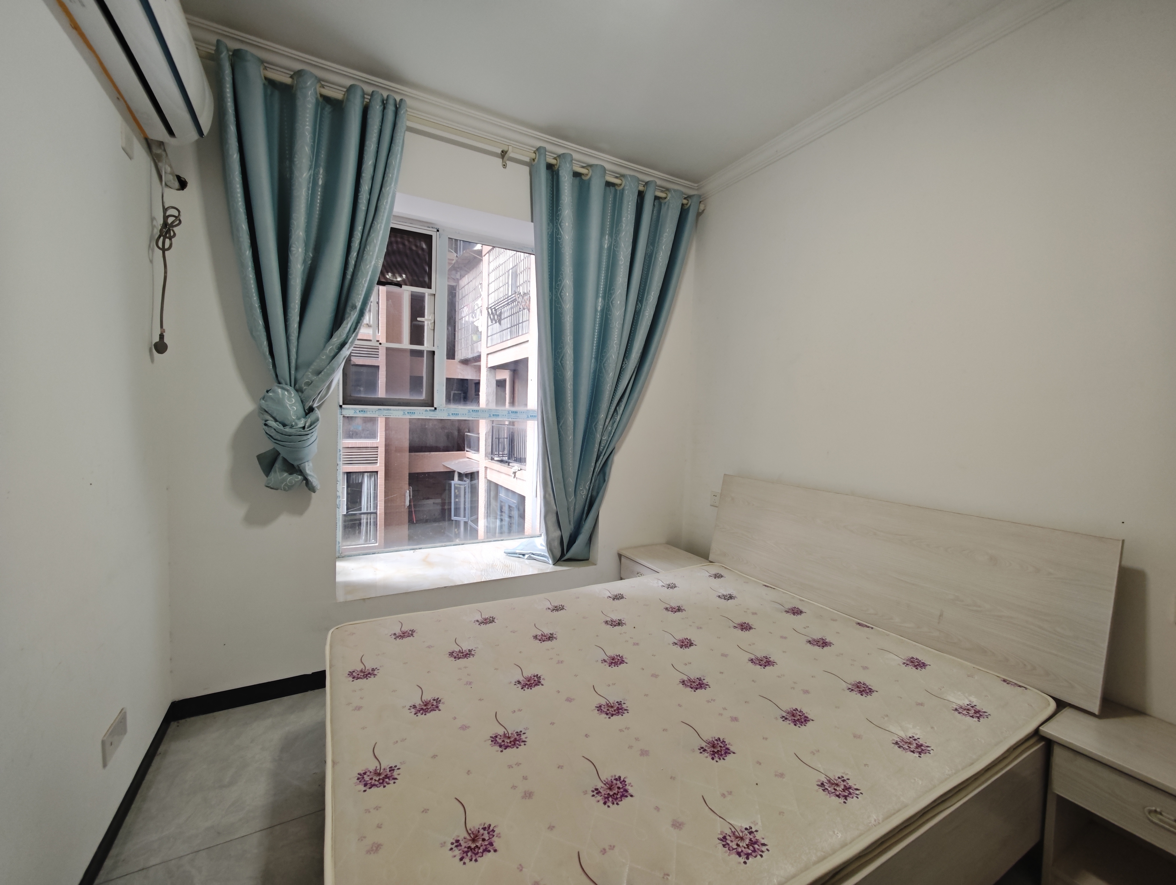 江溪安置小区  1室1厅1卫    800.0元/月