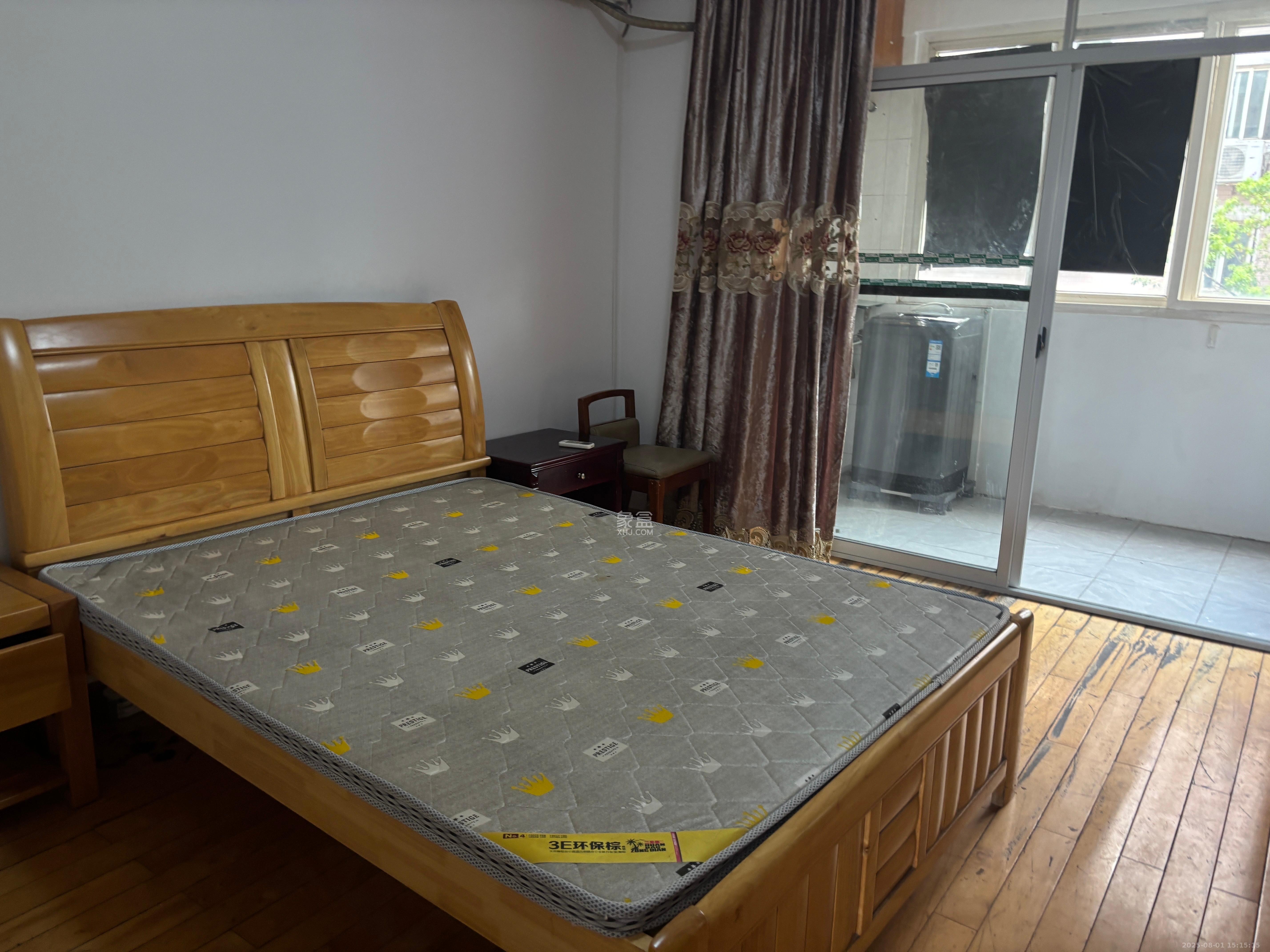 香樟路省委党校 3室2厅1卫 1600.0元/月 香樟路省委党校 3室2厅1卫 1600.0元/月室内图