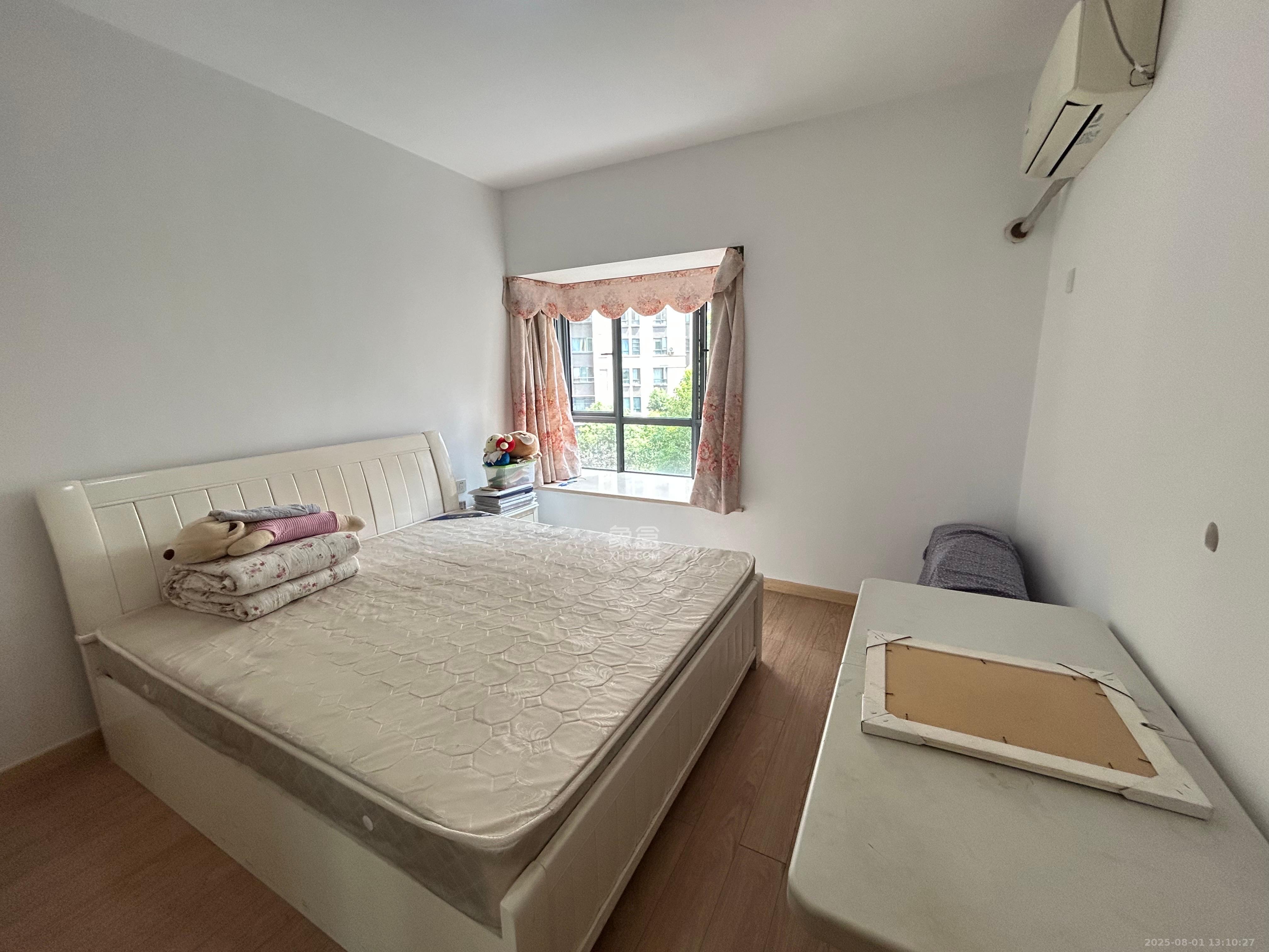 五矿紫湖香醍 4室2厅1卫 2300.0元/月 五矿紫湖香醍 4室2厅1卫 2300.0元/月室内图