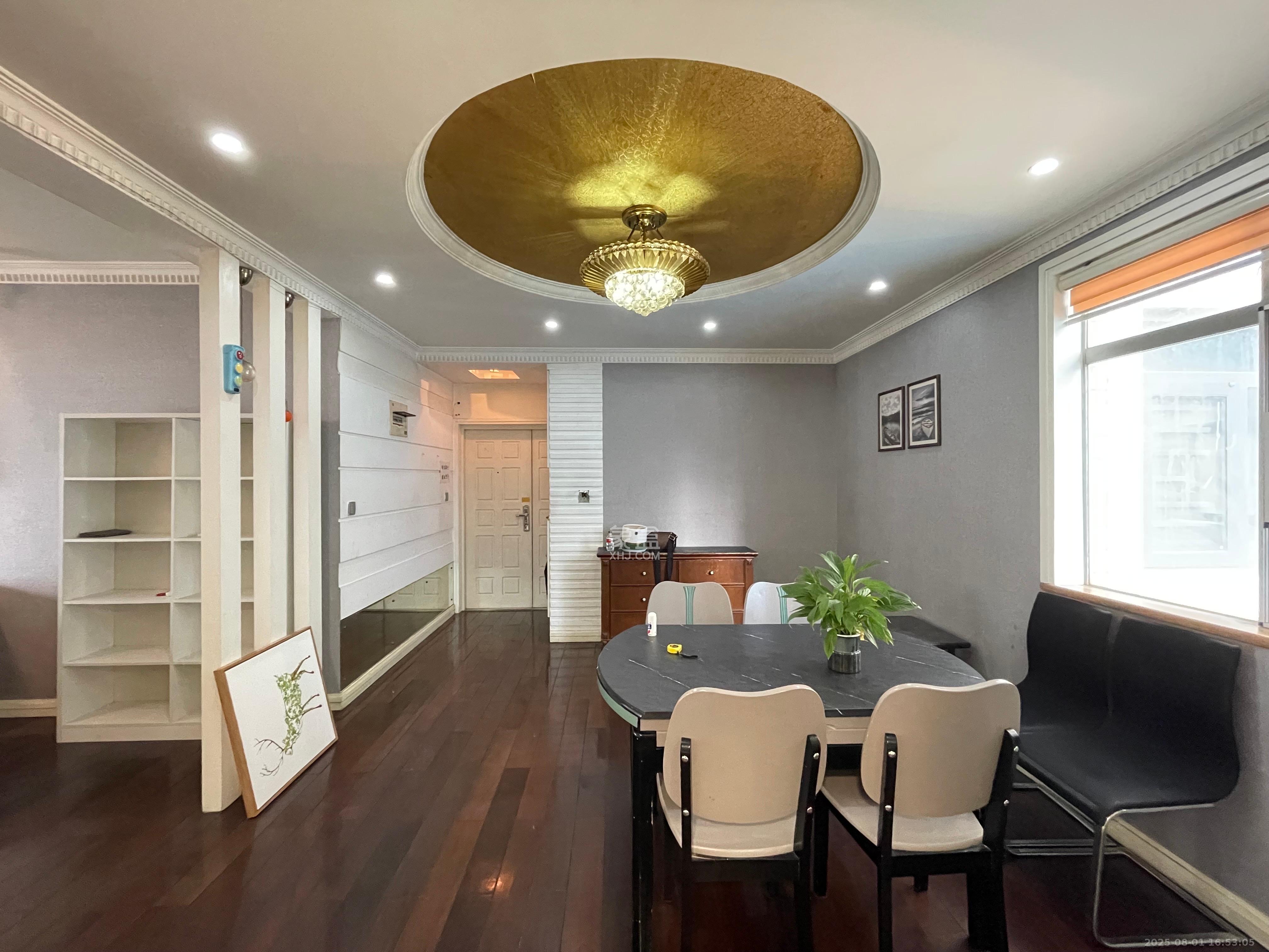 沁园春 4室2厅2卫 3500.0元/月 沁园春 4室2厅2卫 3500.0元/月室内图