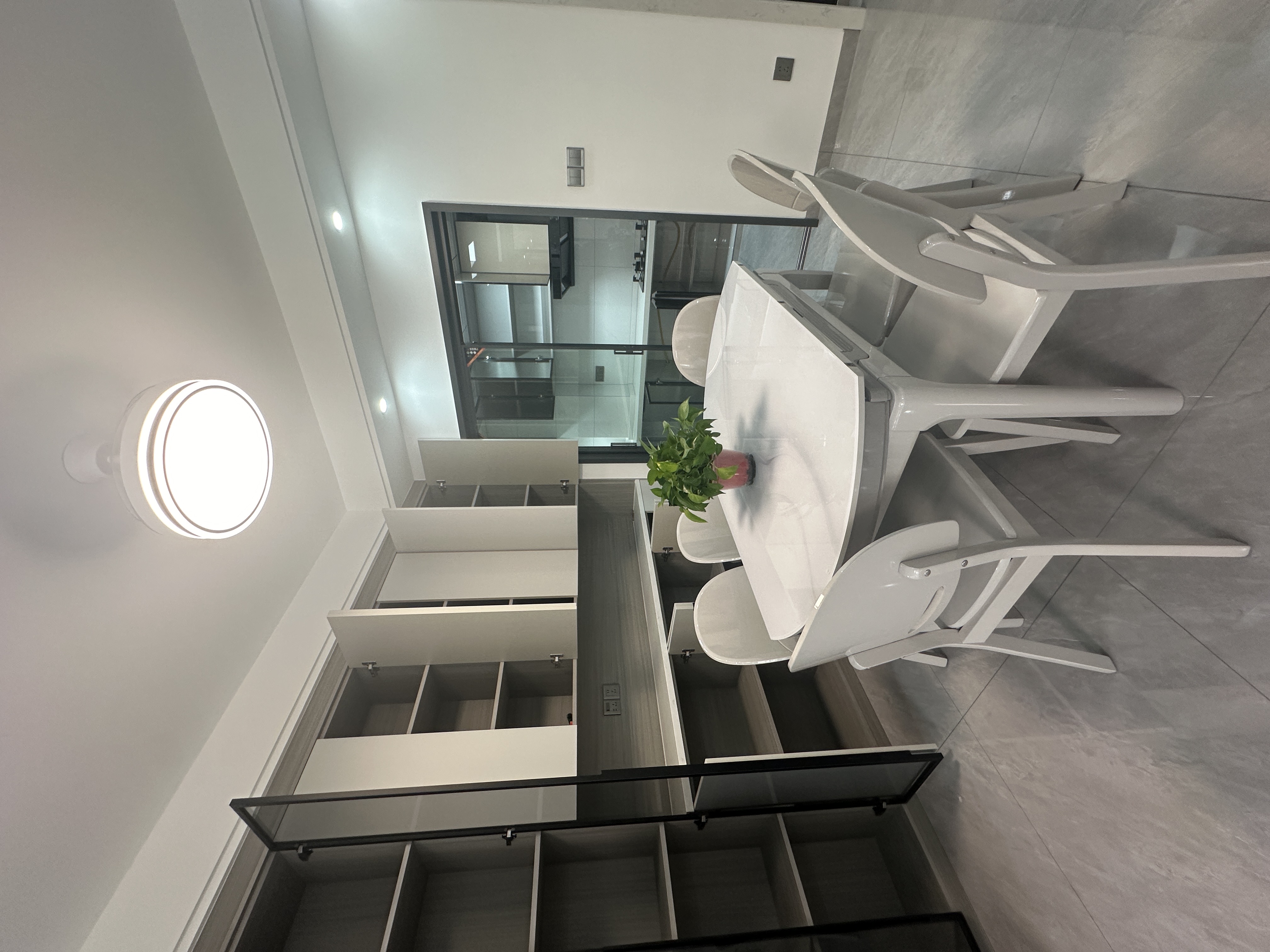 互助小区电梯房 3室2厅2卫 2500.0元/月 互助小区电梯房 3室2厅2卫 2500.0元/月室内图