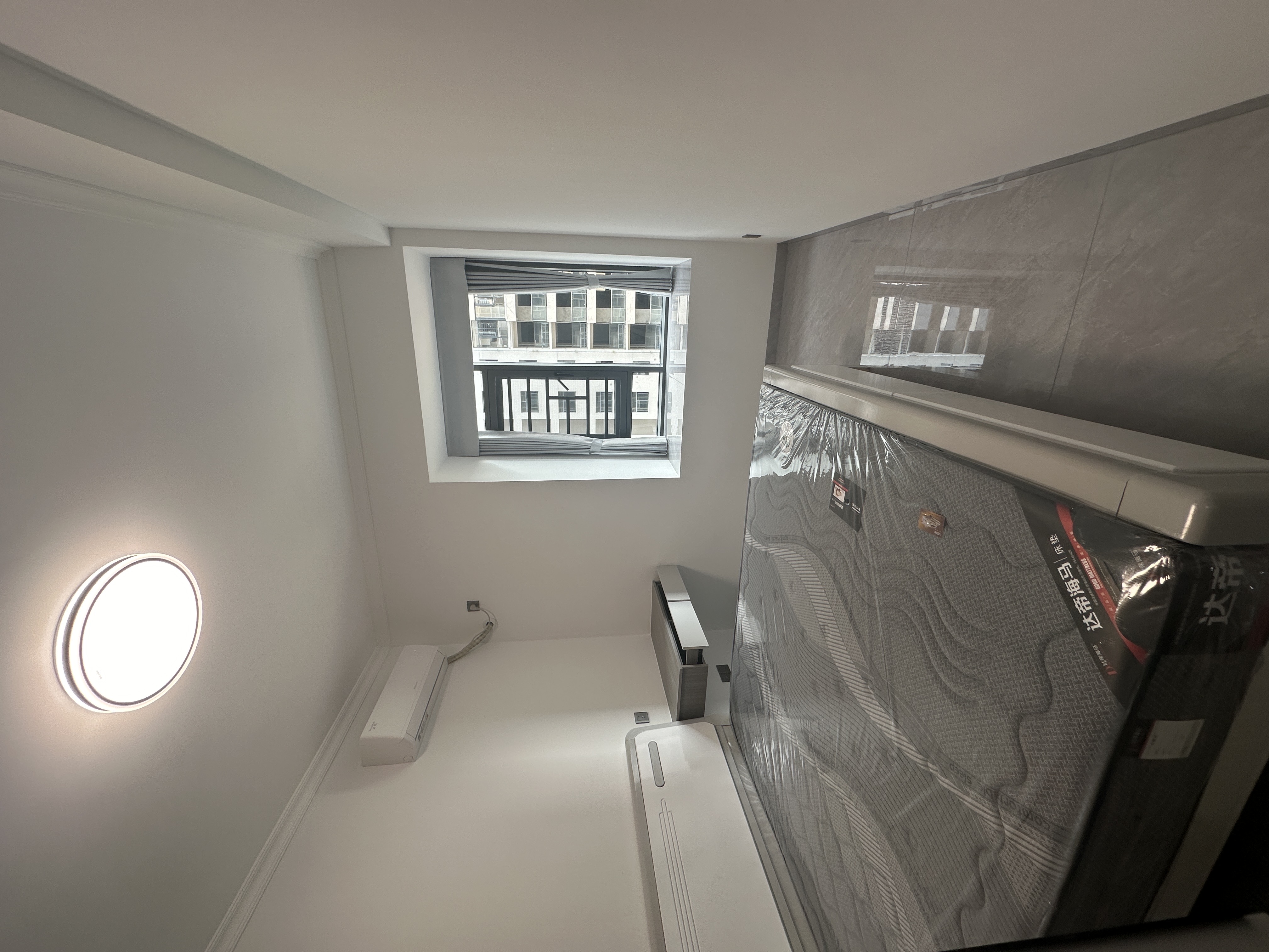 互助小区电梯房 3室2厅2卫 2500.0元/月 互助小区电梯房 3室2厅2卫 2500.0元/月室内图