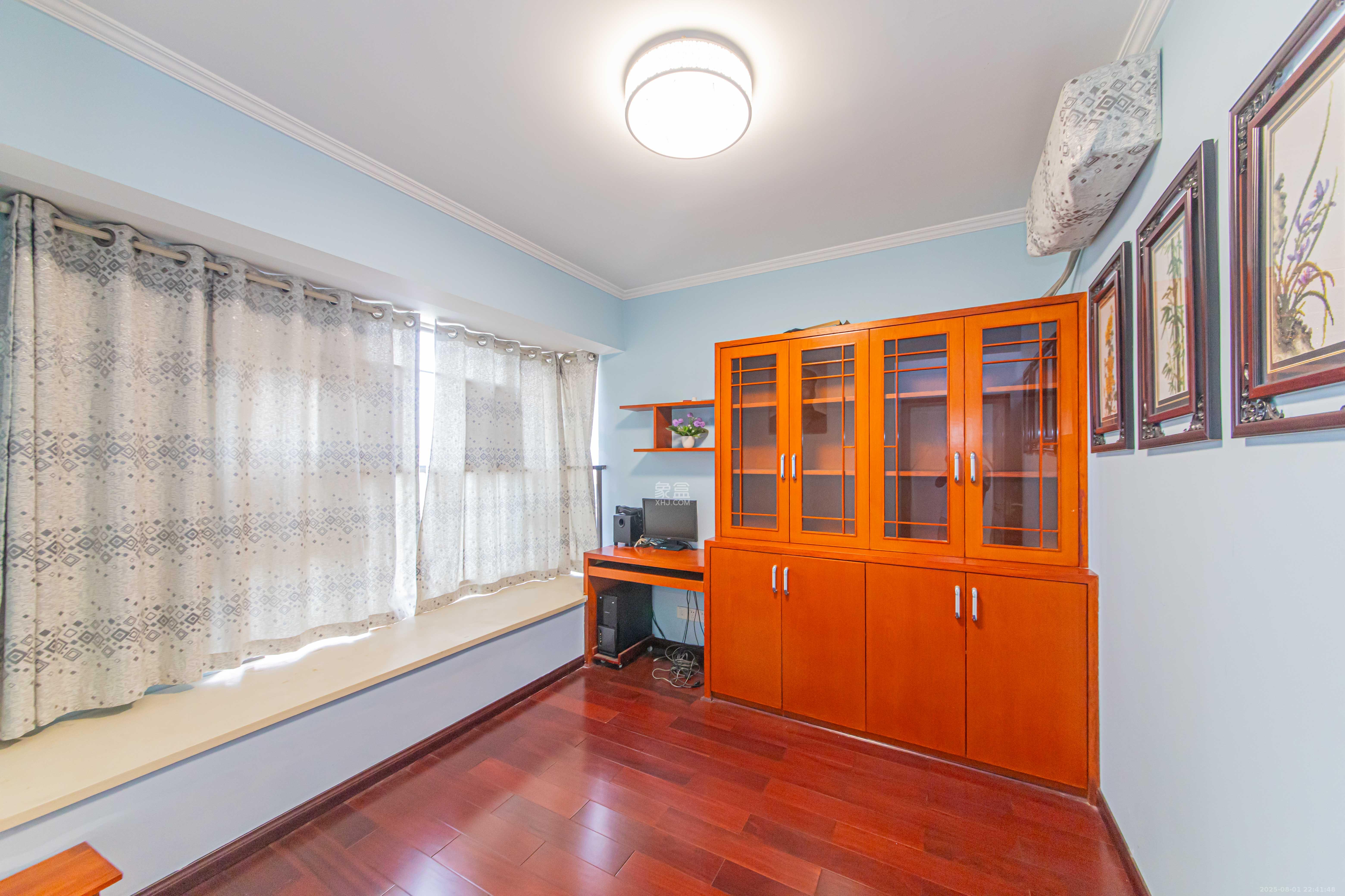 幸福庄园  4室2厅2卫    85.0万 幸福庄园  4室2厅2卫    85.0万卧室