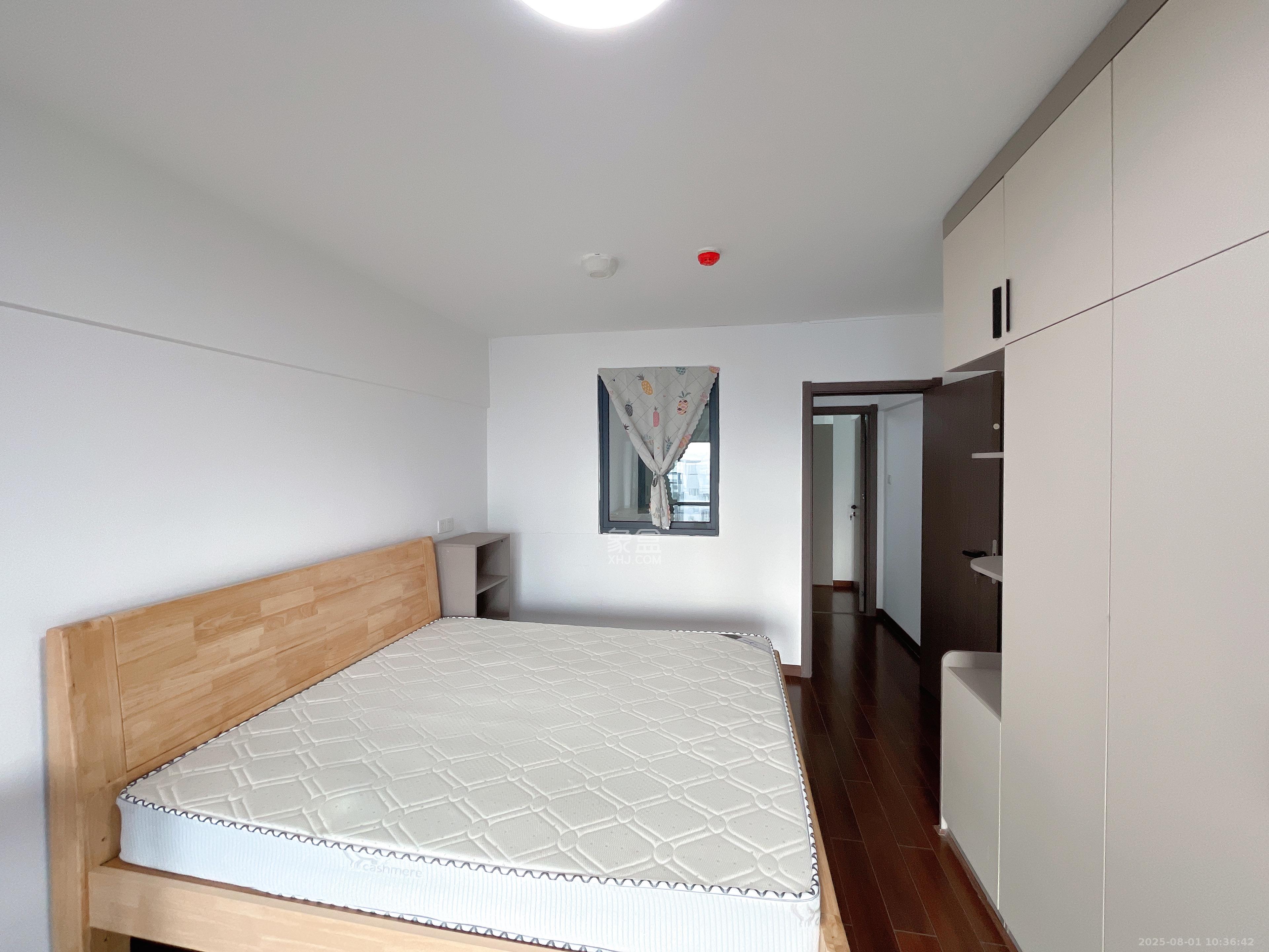 麓江春  2室1厅1卫   2300.00元/月室内图