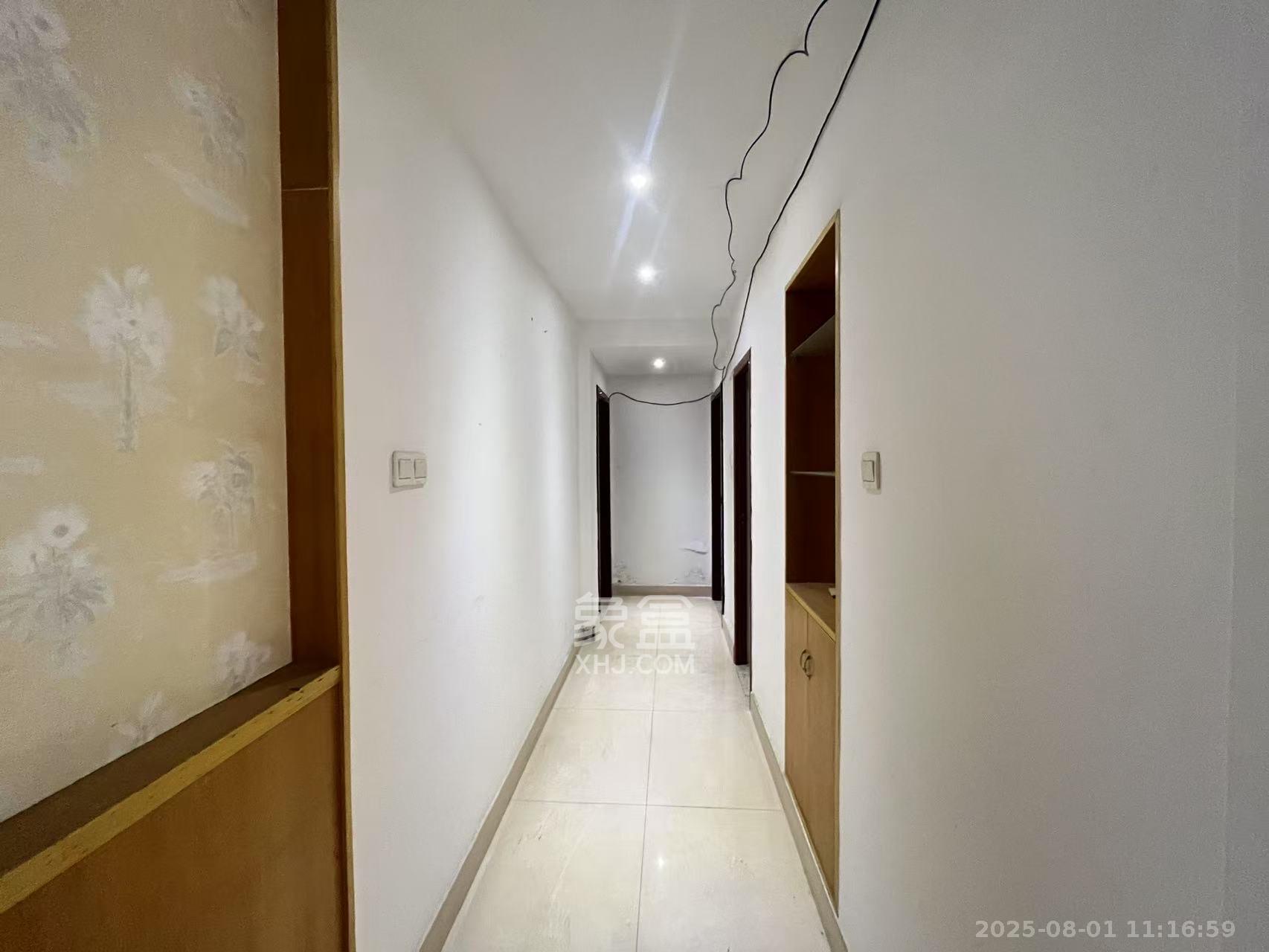 沁园春御院 3室2厅1卫 2600.0元/月 沁园春御院 3室2厅1卫 2600.0元/月室内图