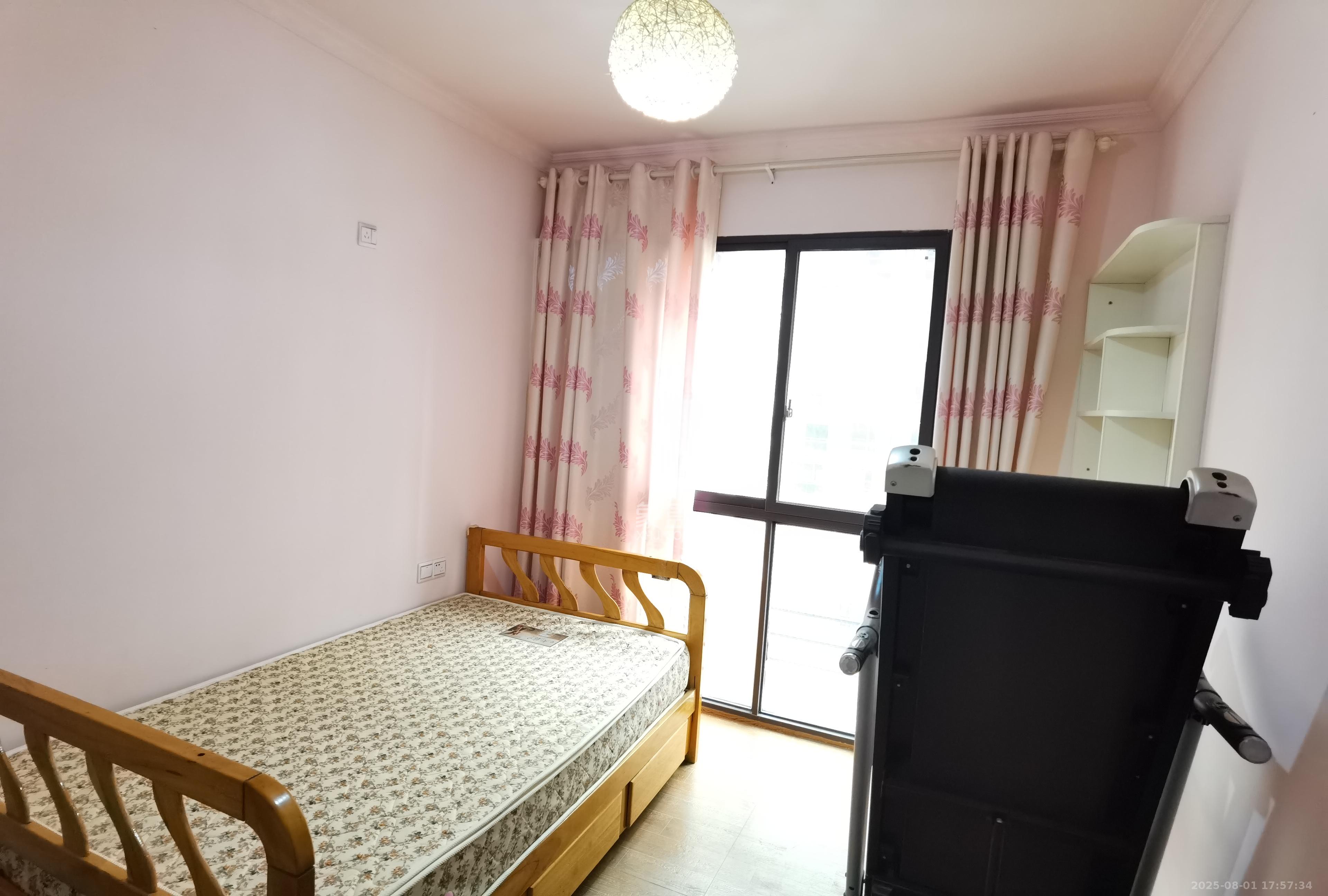 乾源国际  3室2厅1卫    2100.0元/月室内图