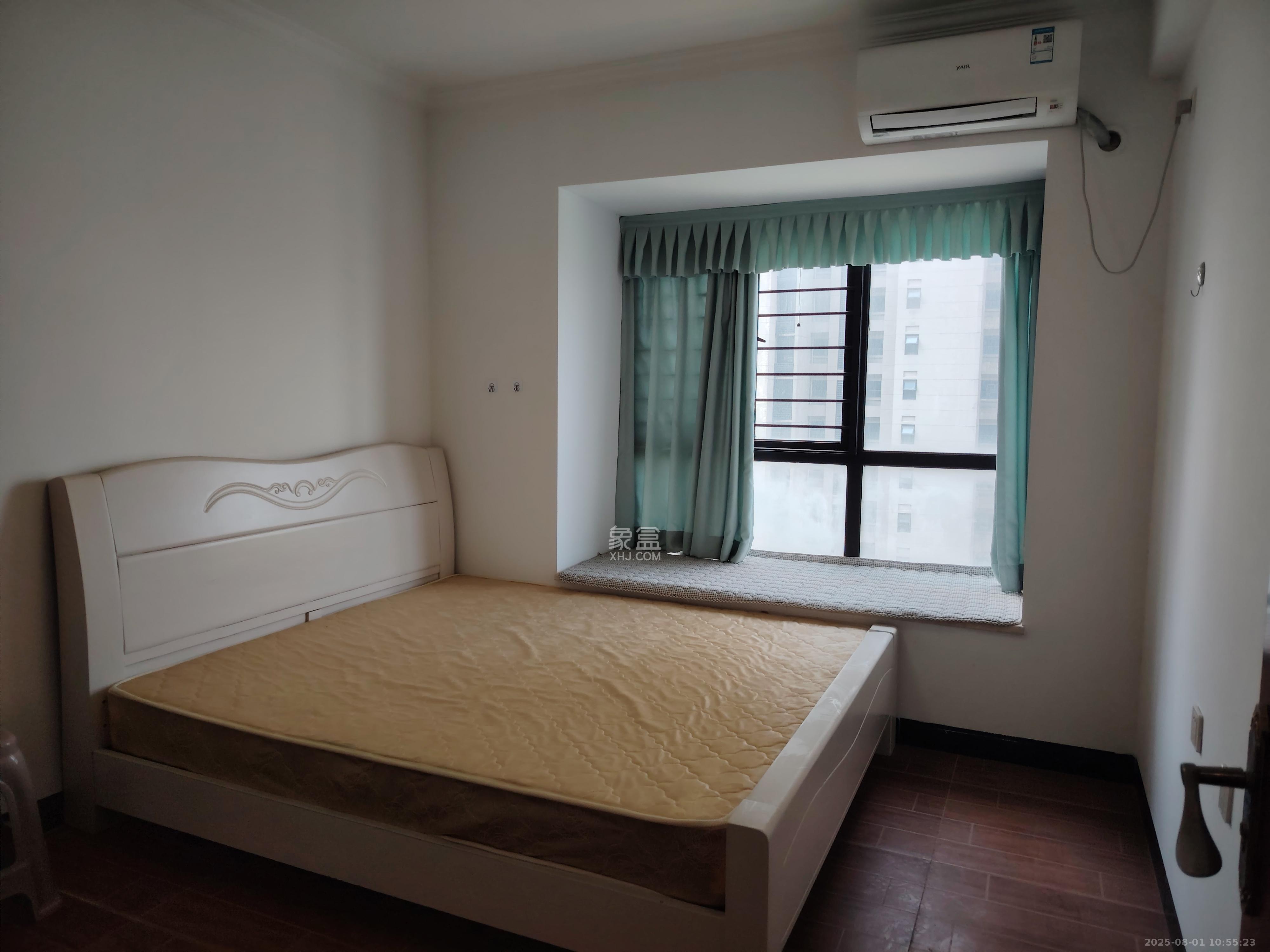 金科时代中心 3室1厅1卫 2300.0元/月 金科时代中心 3室1厅1卫 2300.0元/月室内图