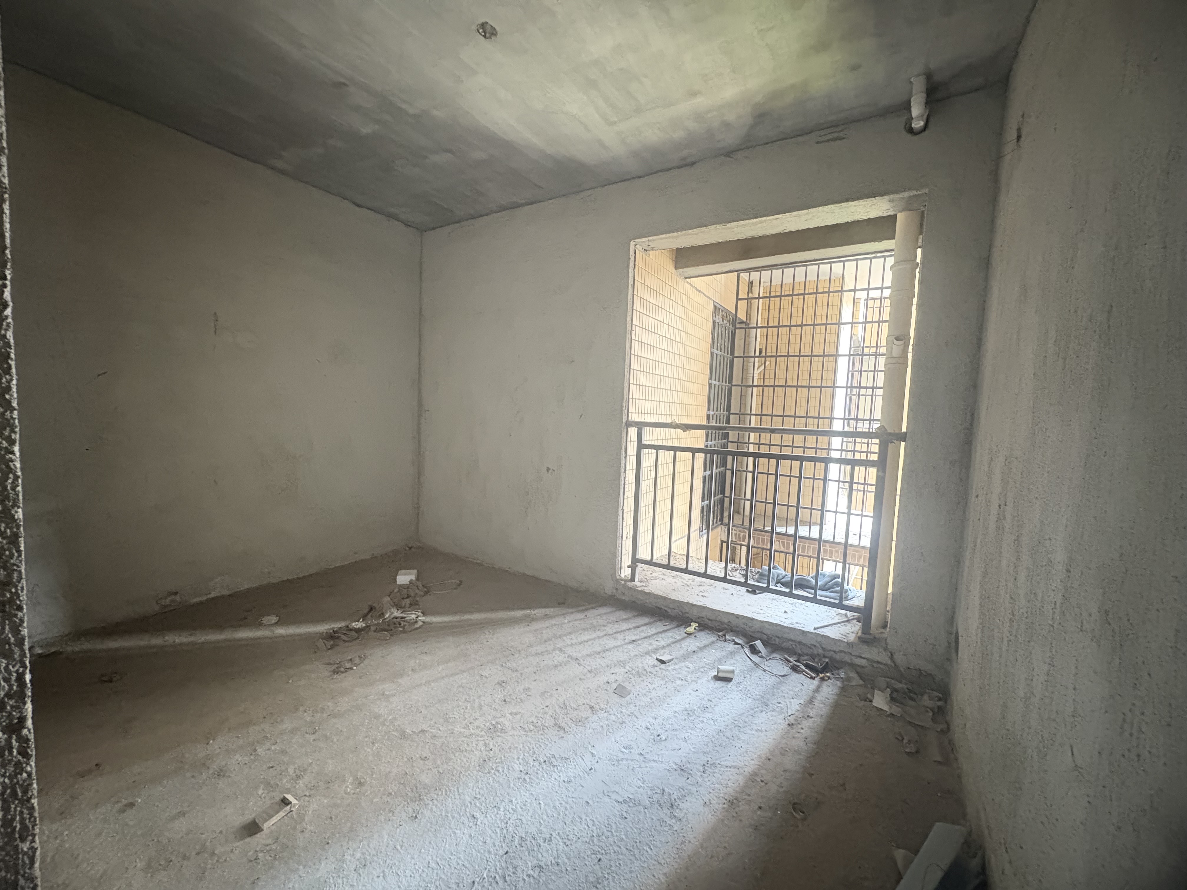 檀香山  4室2厅2卫    72.8万 檀香山  4室2厅2卫    72.8万客厅