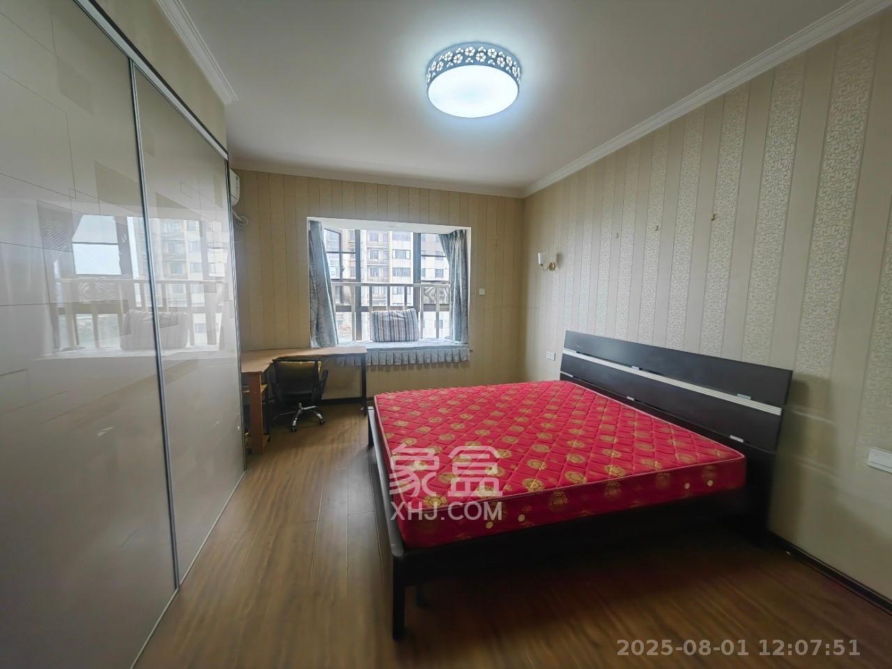 和馨佳园 4室2厅3卫 4000.0元/月 和馨佳园 4室2厅3卫 4000.0元/月室内图