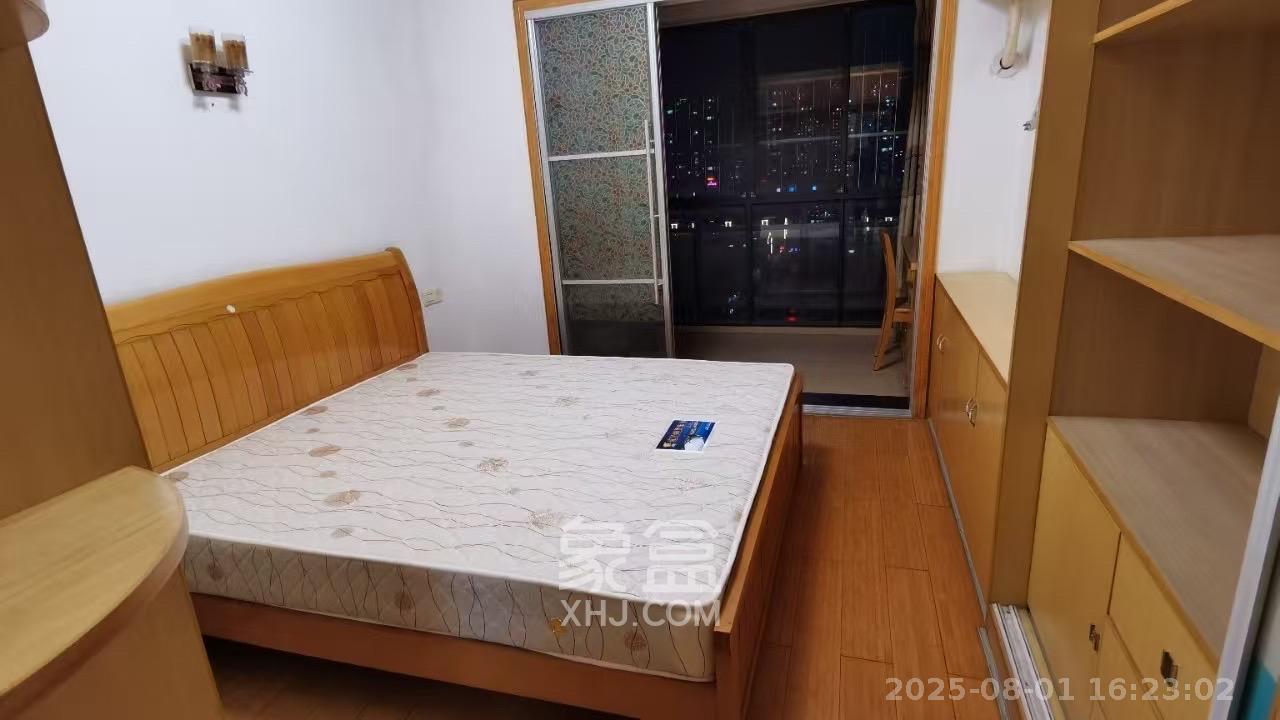 尚东紫郡  2室2厅1卫   2200.00元/月室内图