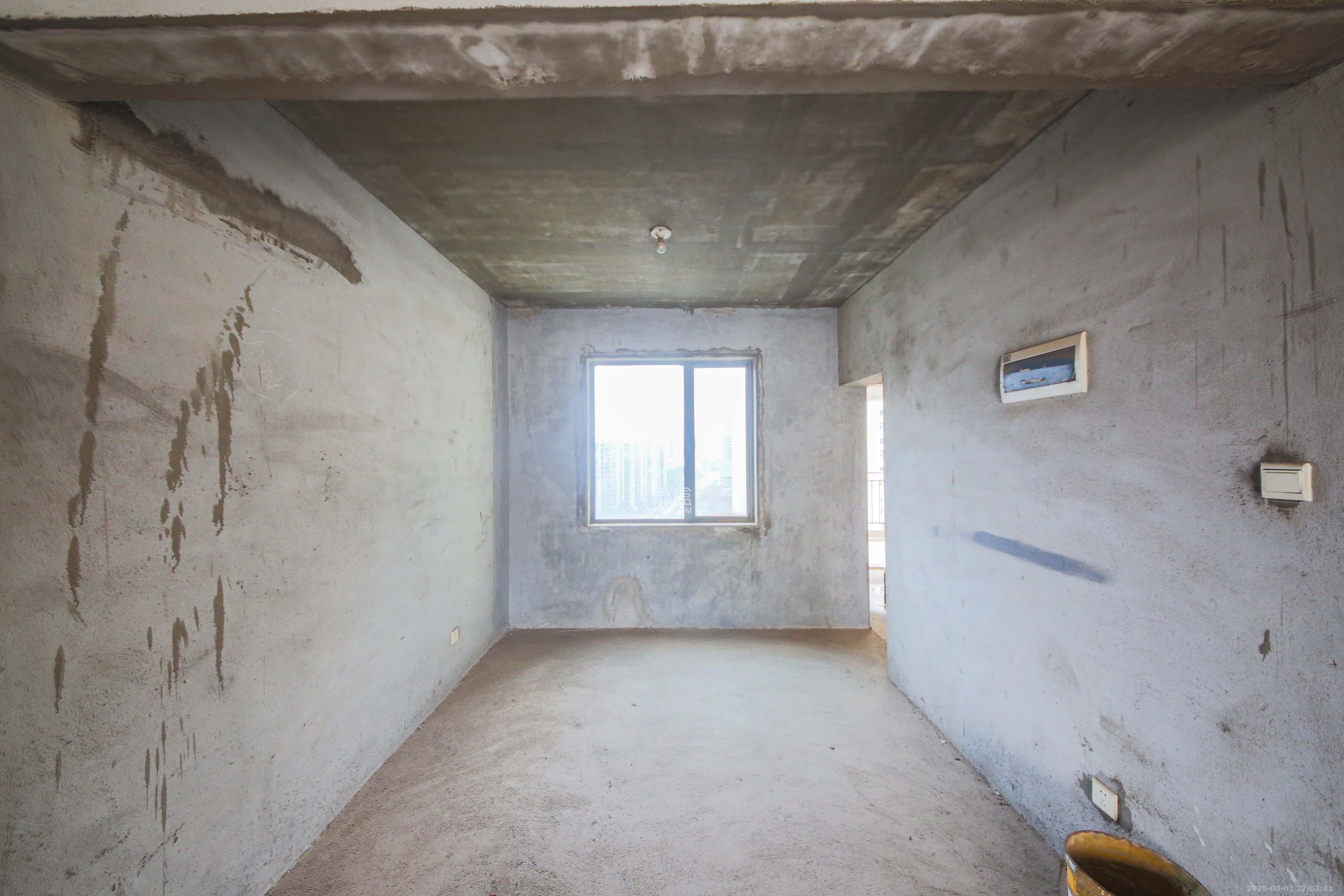 轻盐阳光CEO(轻盐雅苑)(轻奢时代)  3室2厅2卫    120.0万 轻盐阳光CEO(轻盐雅苑)(轻奢时代)  3室2厅2卫    120.0万客厅