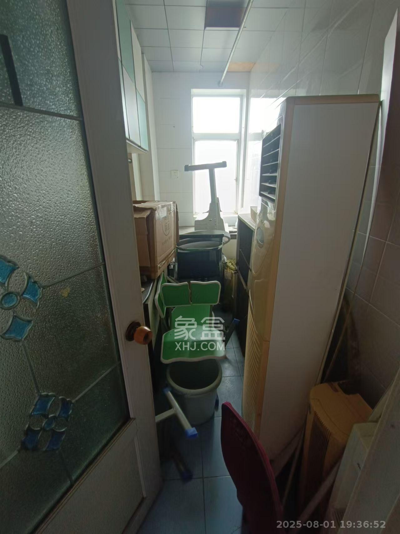 兴威名座  2室1厅1卫    3000.0元/月 兴威名座  2室1厅1卫    3000.0元/月室内图