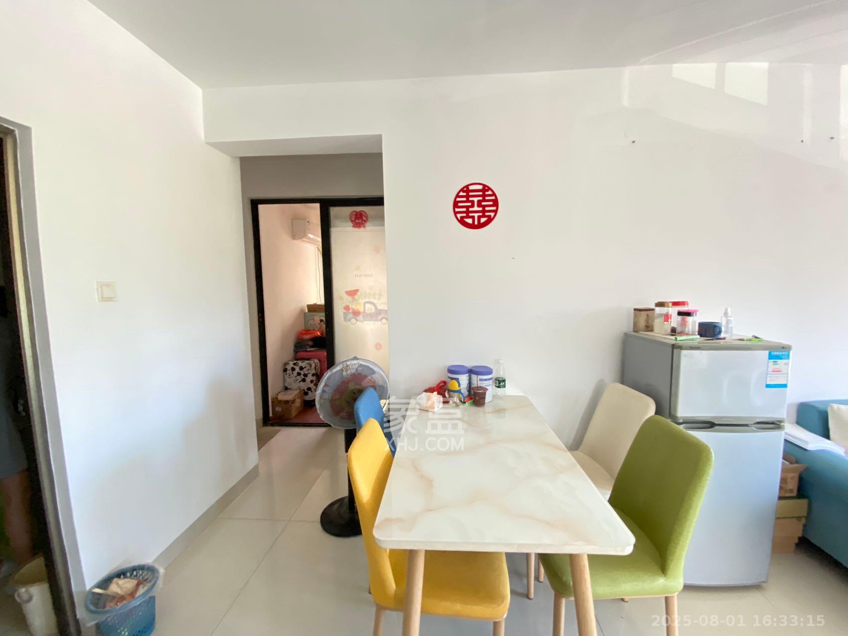 阿普阿布 3室2厅1卫 2000.0元/月 阿普阿布 3室2厅1卫 2000.0元/月室内图