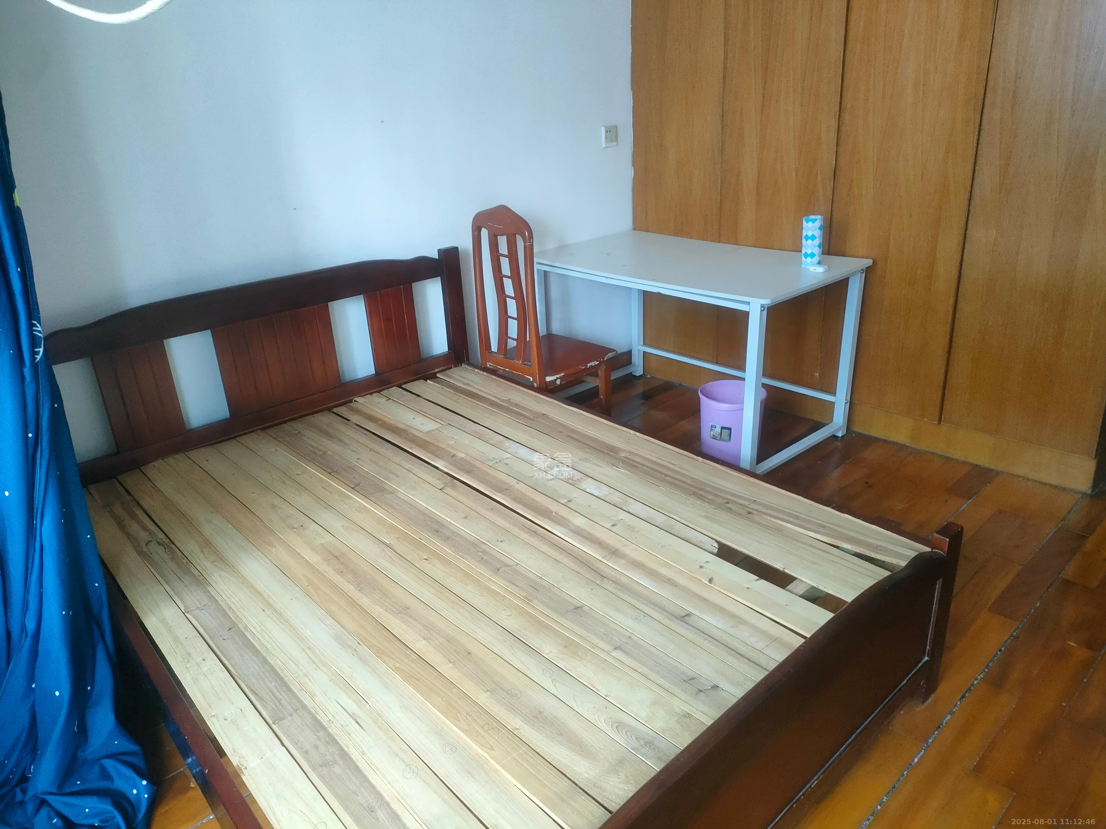 长鑫巷衡器厂单位房  2室1厅1卫   1250.00元/月